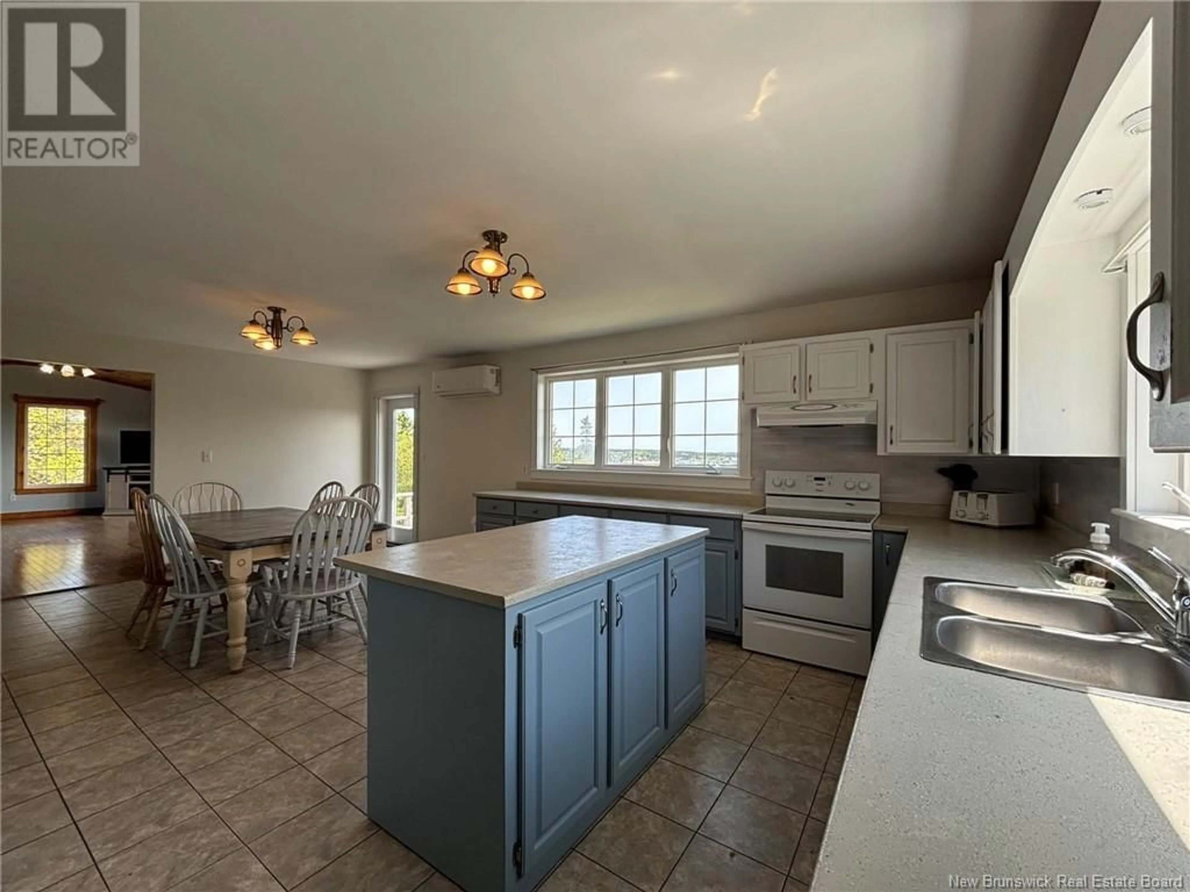 Open concept kitchen, ceramic/tile floor for 290 ROUTE 776 ROUTE, Grand Manan New Brunswick E5G1A5