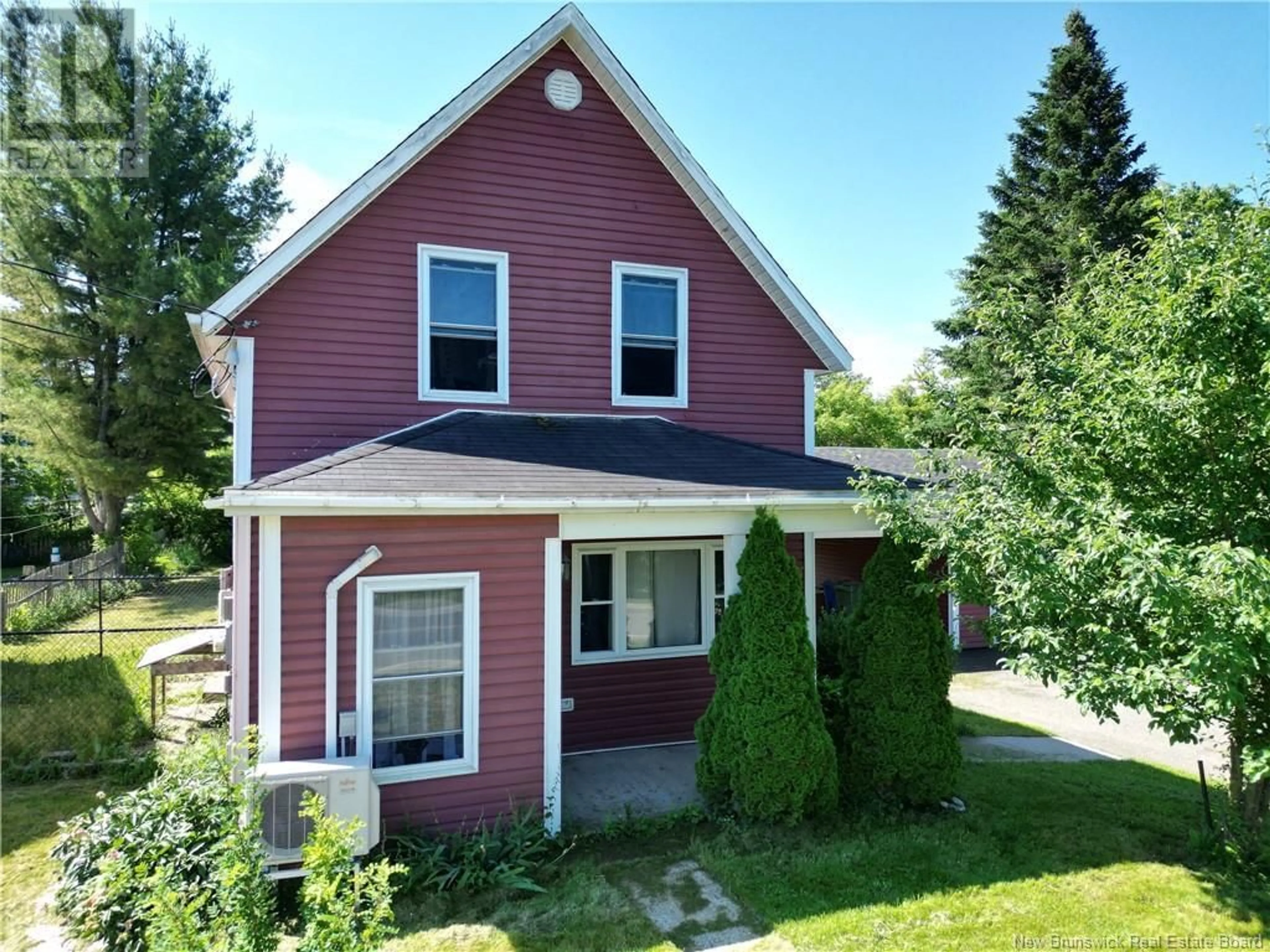 Home with vinyl exterior material, street for 21 FORT ROAD, Perth-Andover New Brunswick E7H2B4