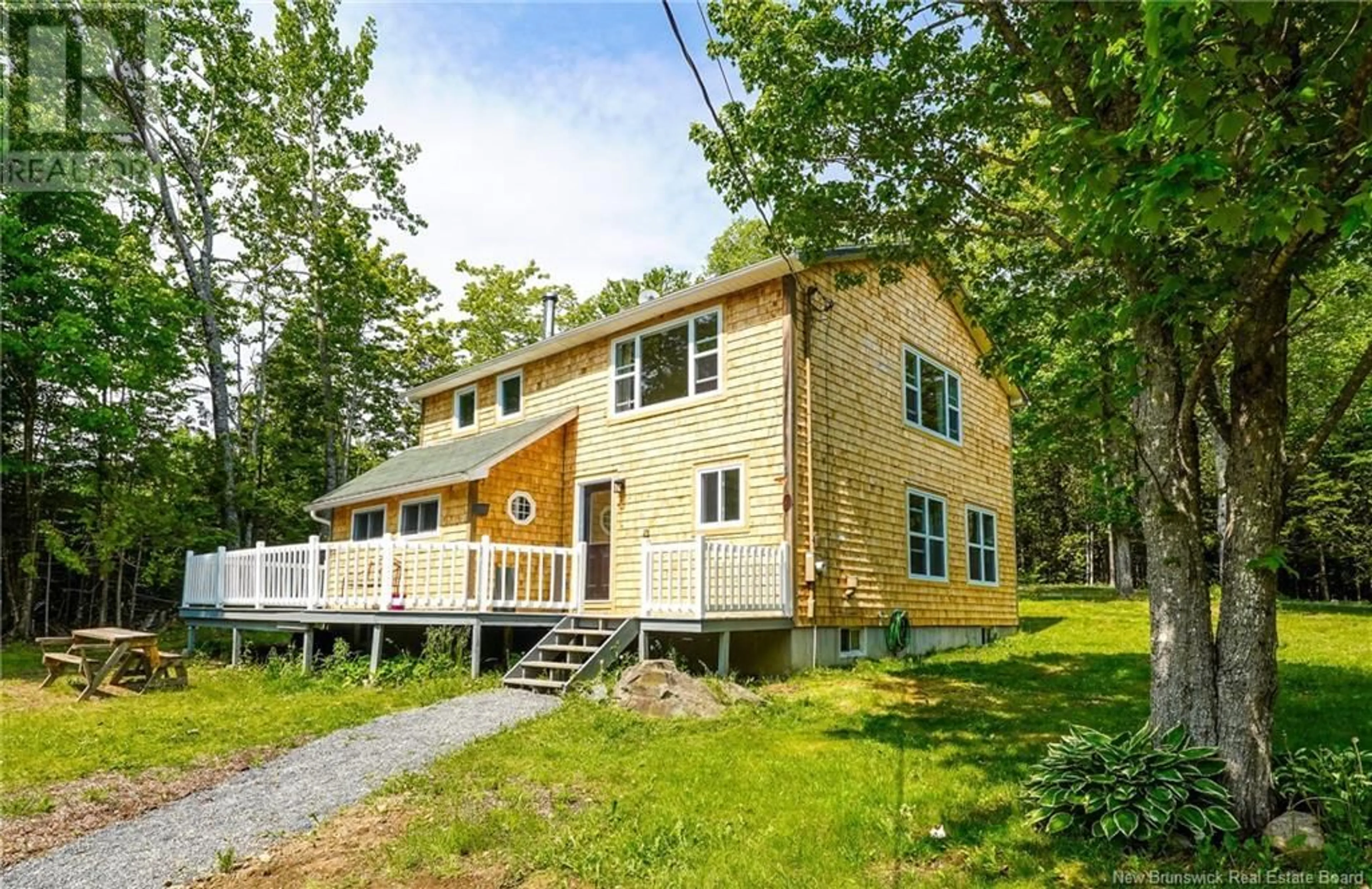 Home with vinyl exterior material, building for 40 SOUTH GLENELG ROAD, Chamcook New Brunswick E5B3A8