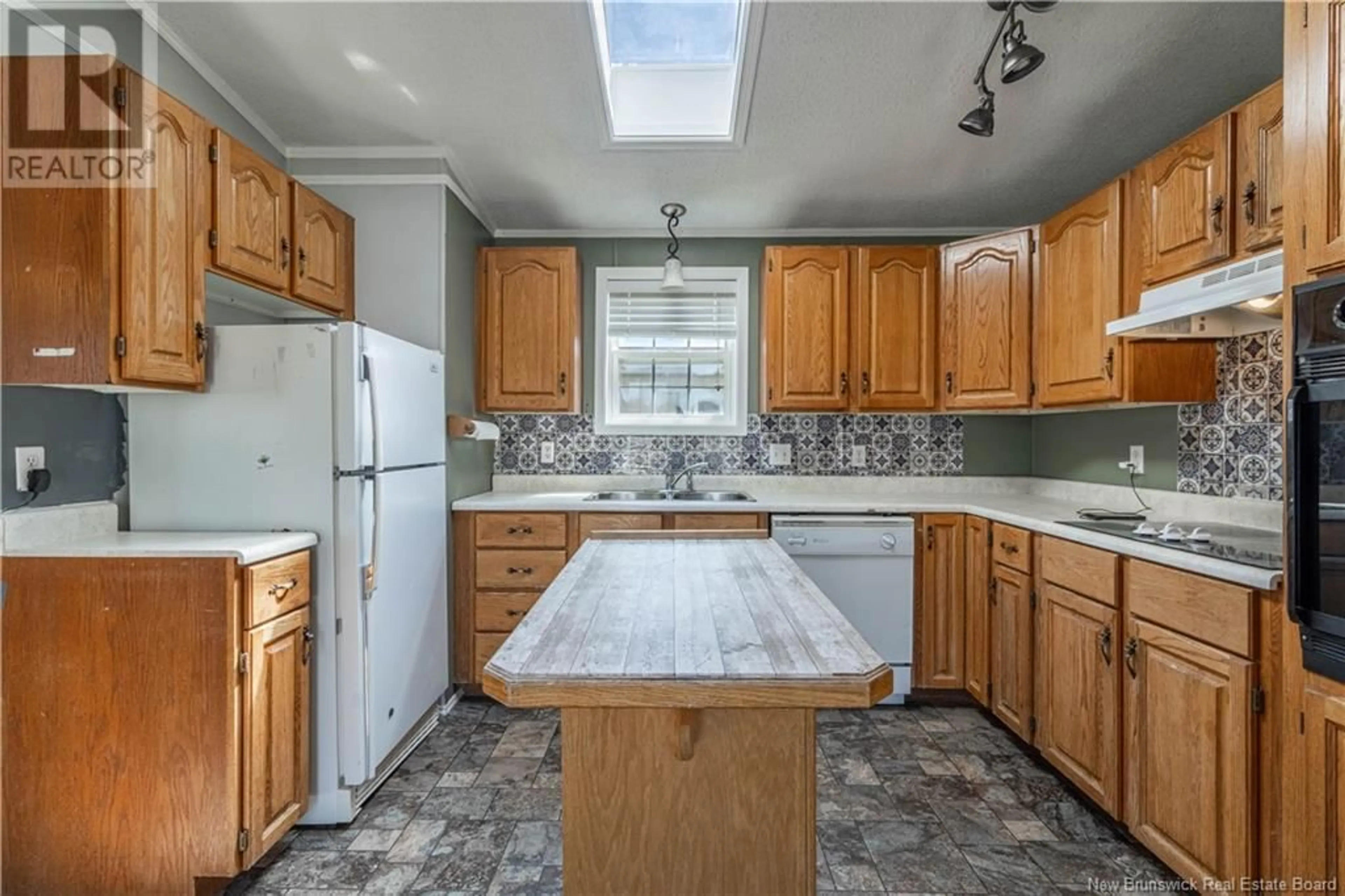 Standard kitchen, ceramic/tile floor for 57 SECOND STREET, Sussex Corner New Brunswick E4E2V9