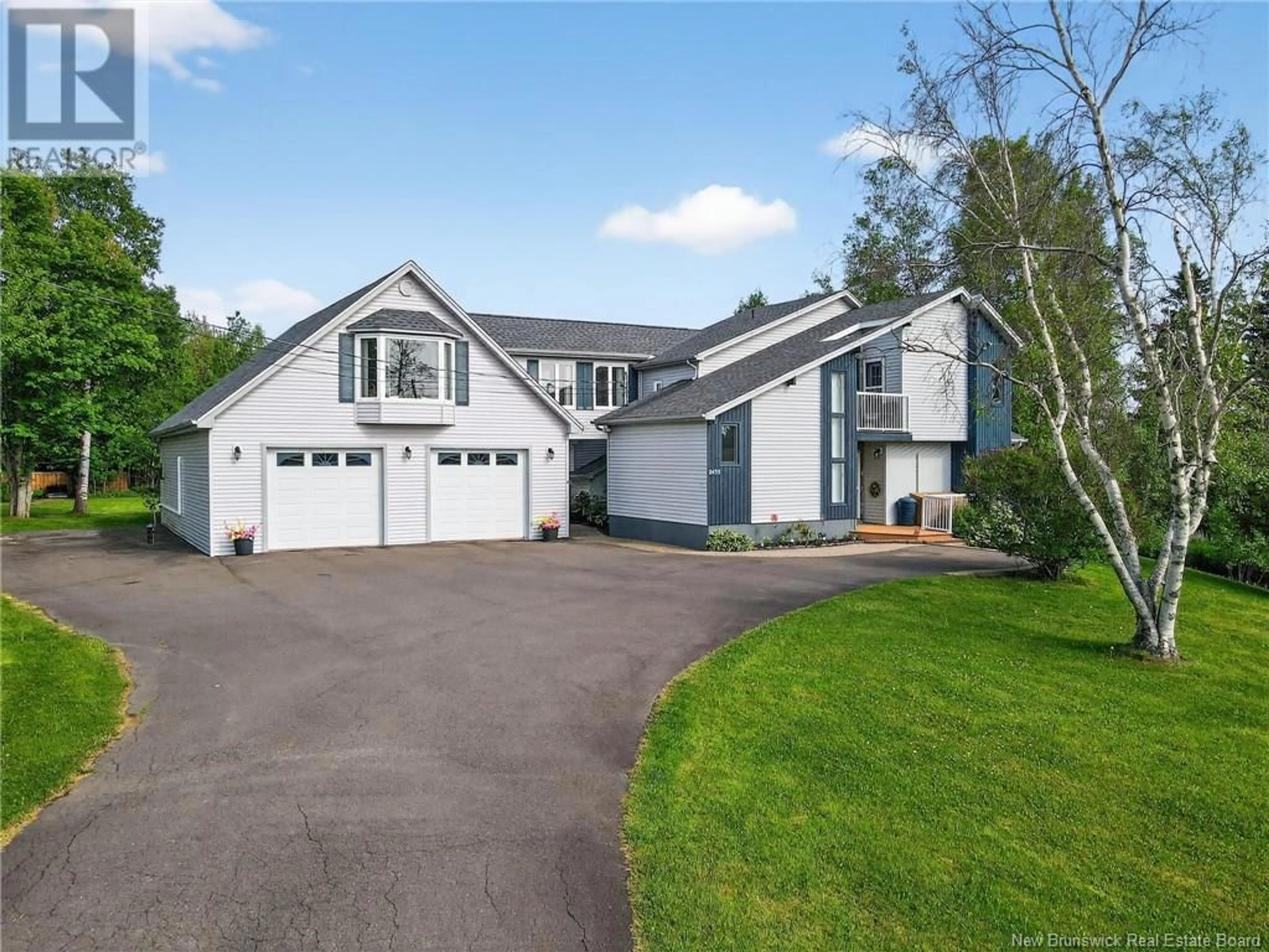 Home with vinyl exterior material, street for 2453 SHEDIAC RIVER ROAD, Shediac Bridge New Brunswick E4R1W7