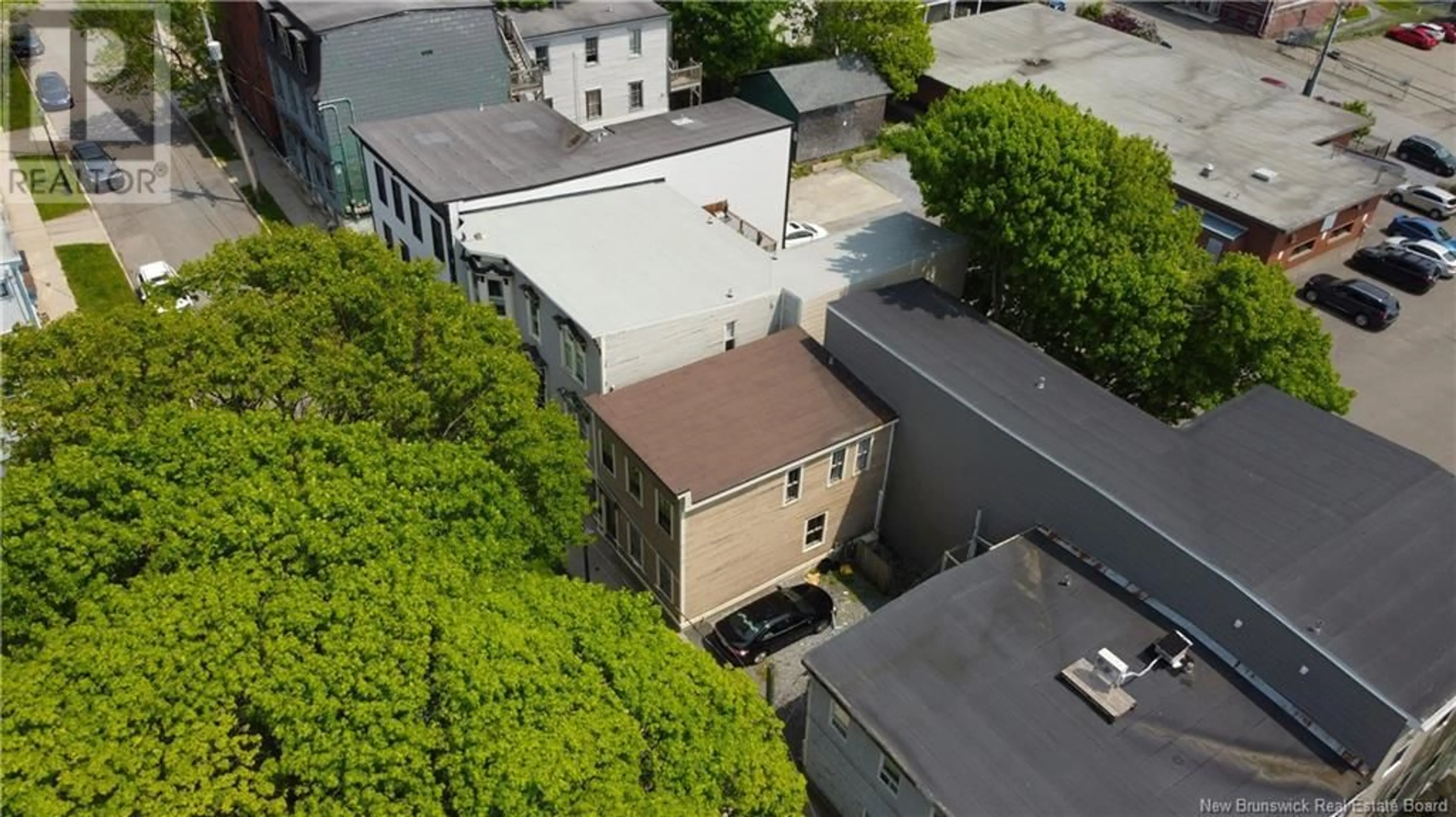 A pic from outside/outdoor area/front of a property/back of a property/a pic from drone, street for 8 ORANGE STREET, Saint John New Brunswick E2L1M1