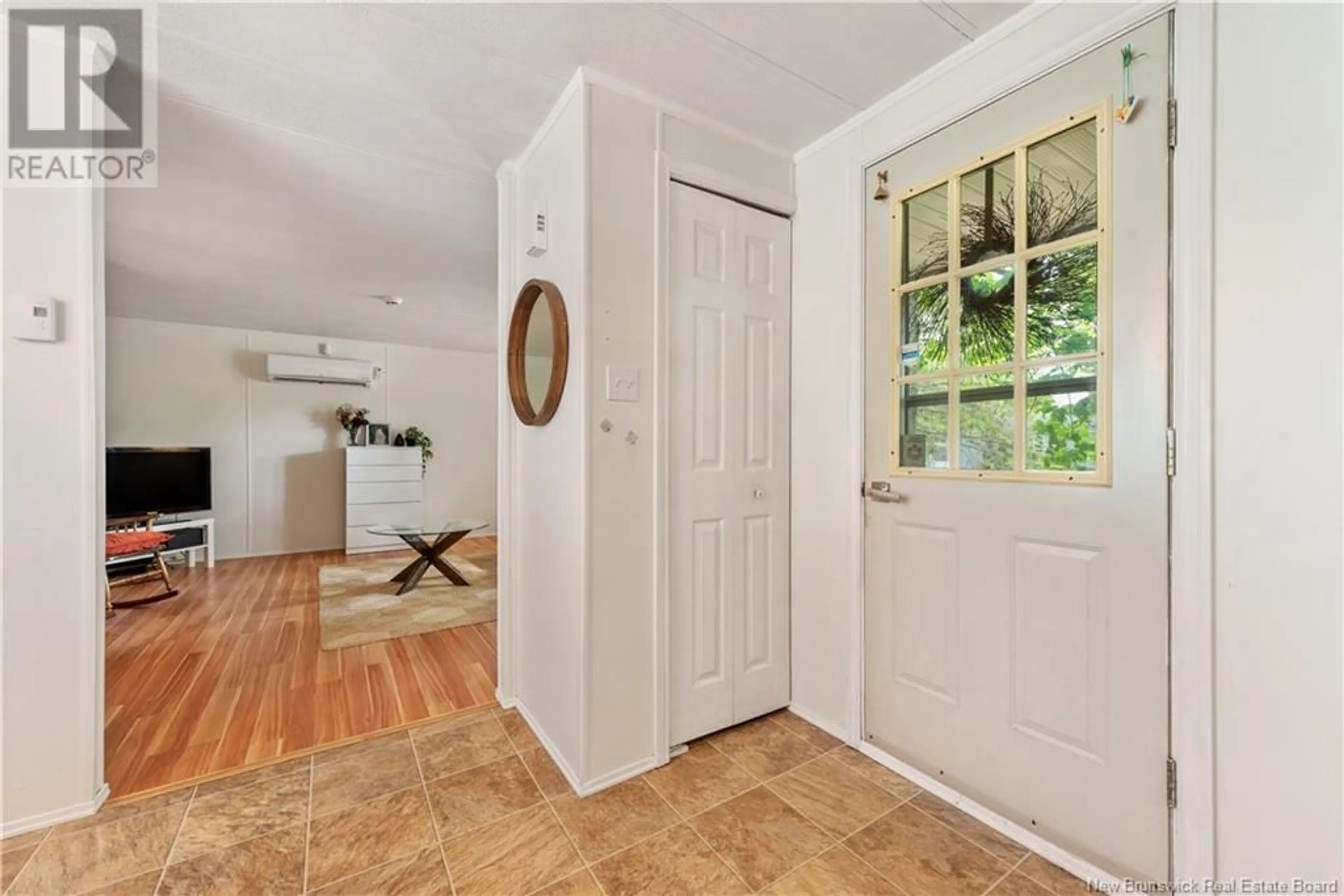 Indoor entryway for 1 HERON STREET, Moncton New Brunswick E1H2W6