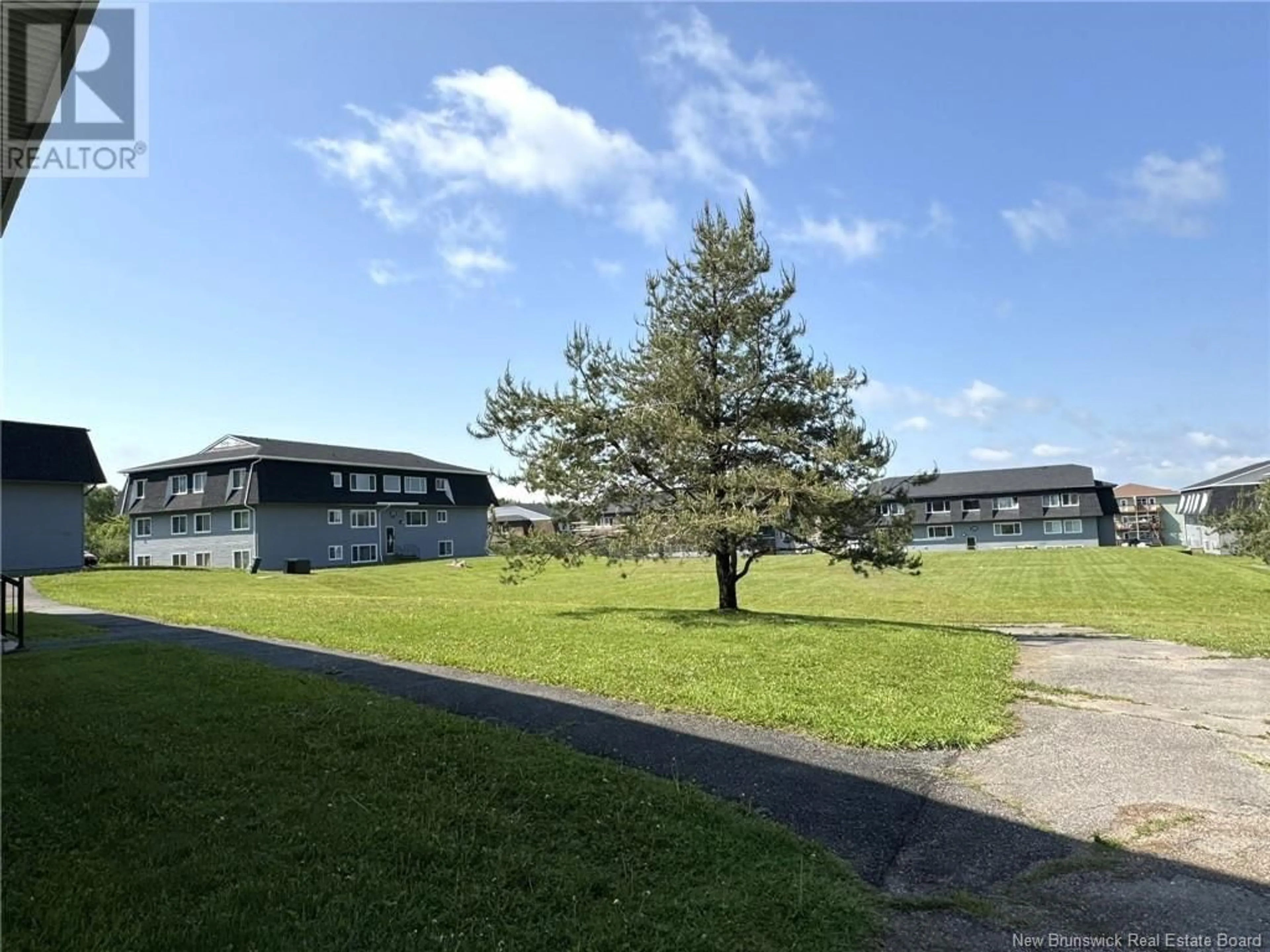 Unknown for 10 - 136 MYSTERY LAKE ROAD, Saint John New Brunswick E2J3Z5