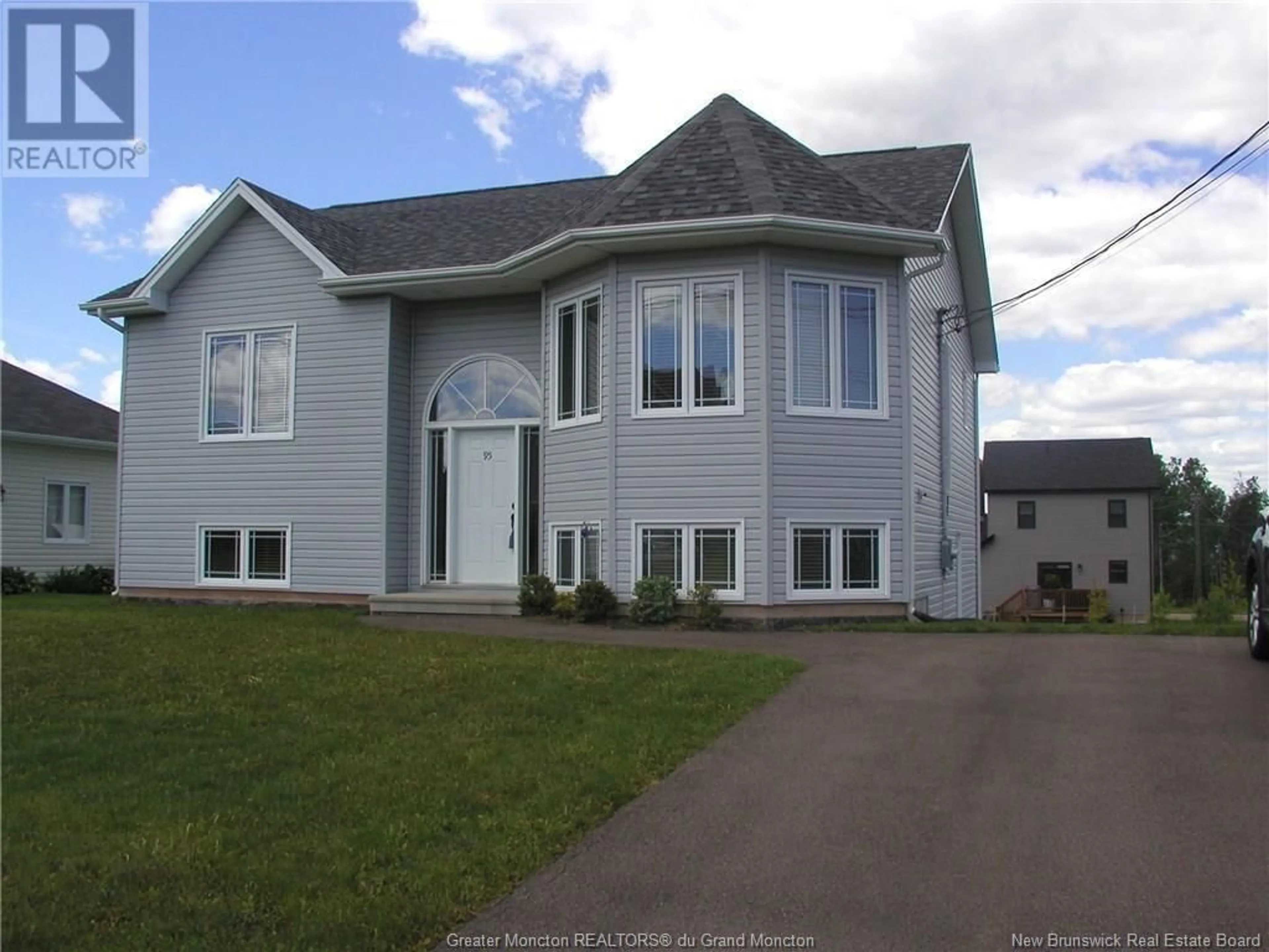 Home with vinyl exterior material, street for 95 SPARTAN COURT, Moncton New Brunswick E1A0J6