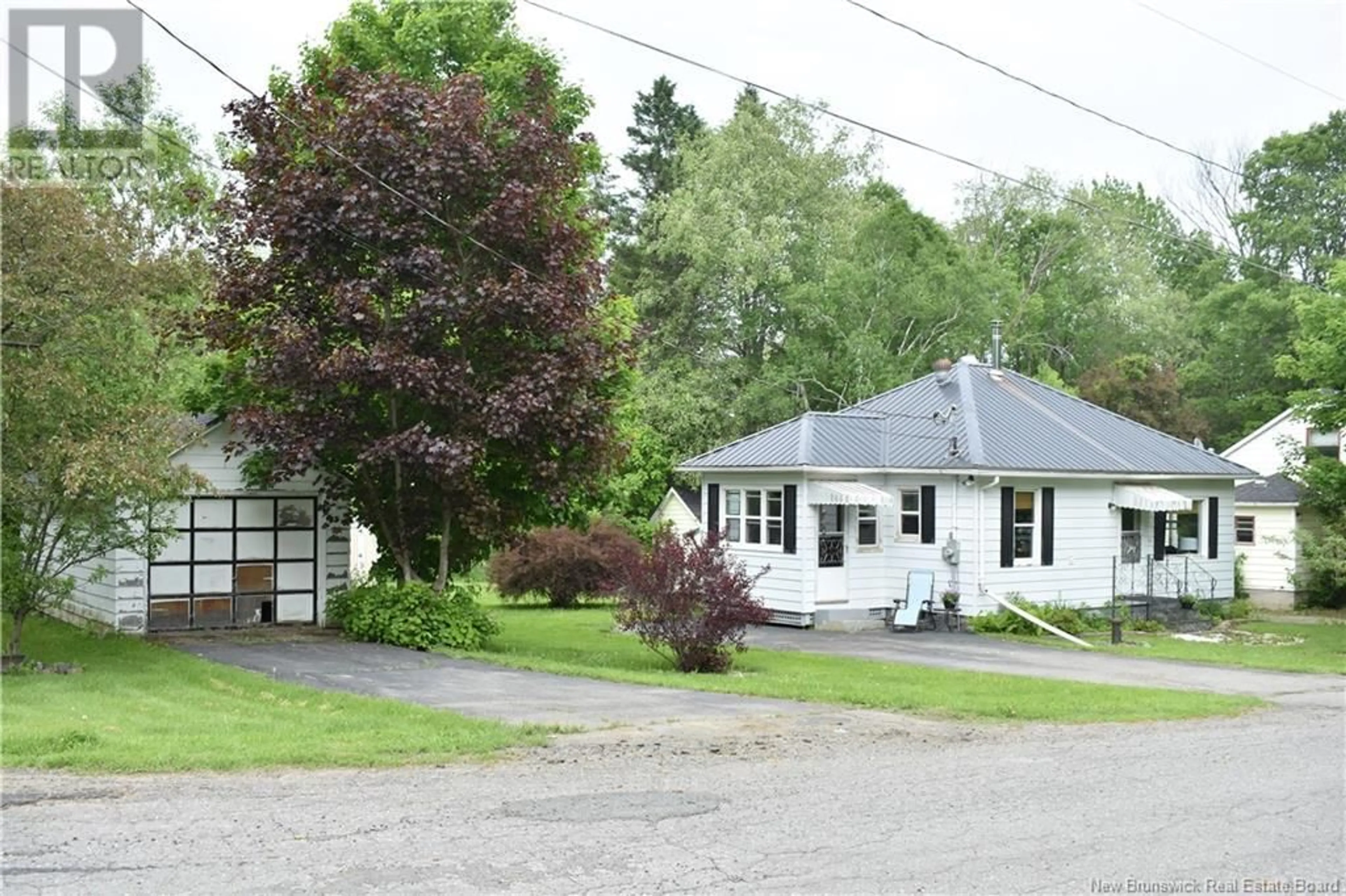 Unknown for 18 ELM STREET, Canterbury New Brunswick E6G1J9