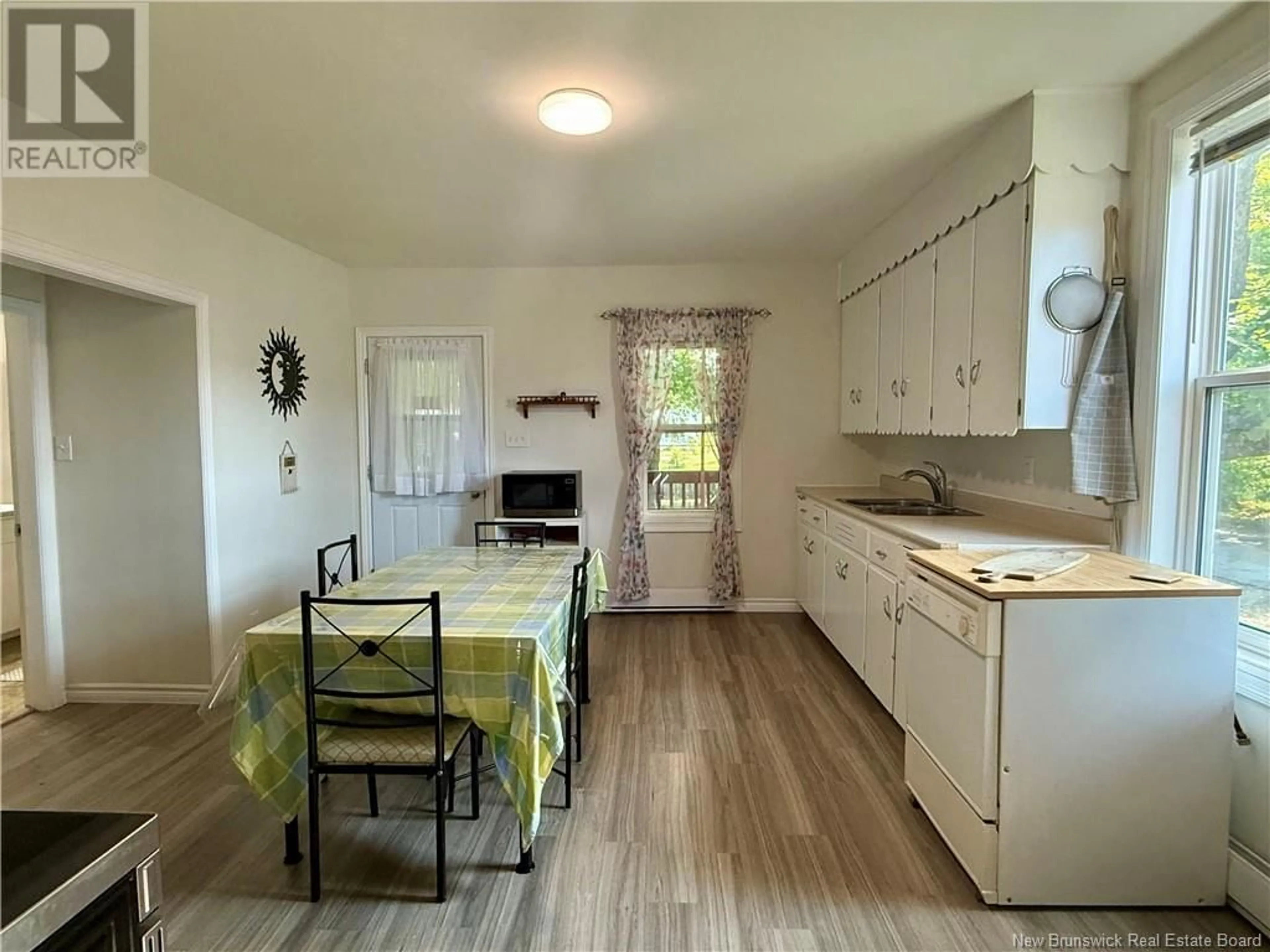 Standard kitchen, unknown for 23 ST ANDREWS STREET, Miramichi New Brunswick E1N2C4