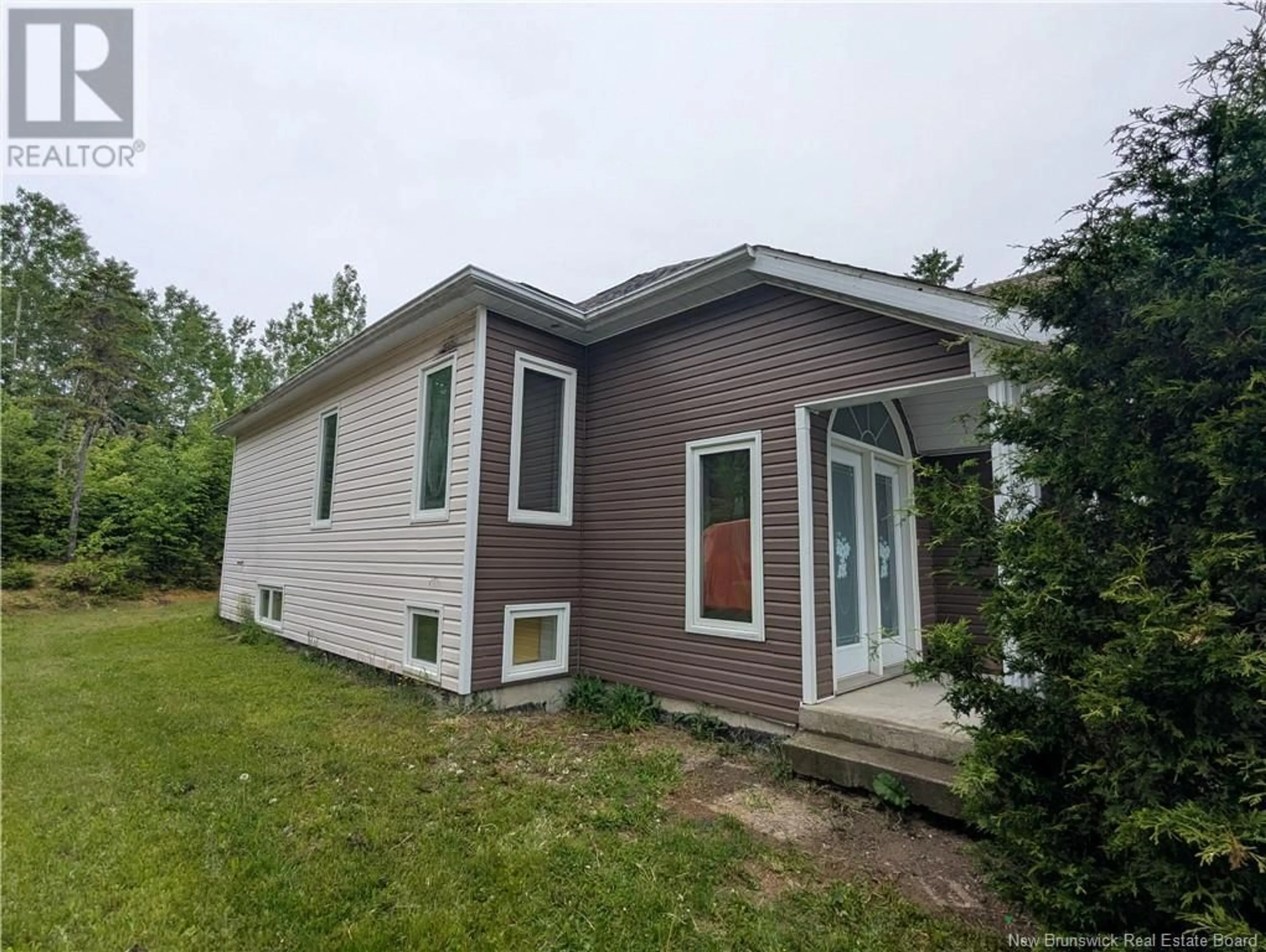 Home with vinyl exterior material, unknown for 129 RANG 7 & 8 ROAD, Kedgwick Nord New Brunswick E8B1V8