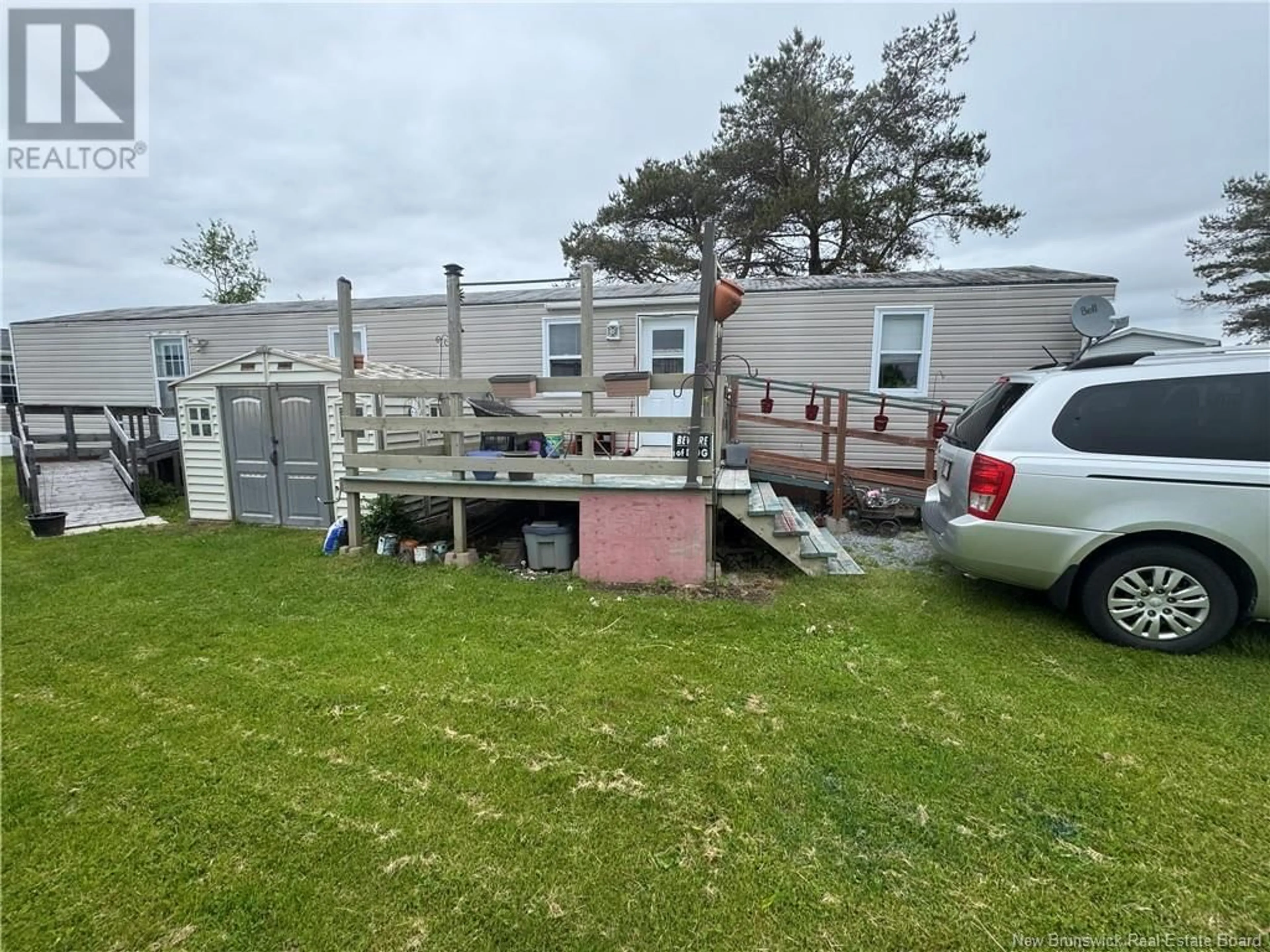 A pic from outside/outdoor area/front of a property/back of a property/a pic from drone, water/lake/river/ocean view for 3 SPRING DRIVE, Saint John New Brunswick E2N1P2