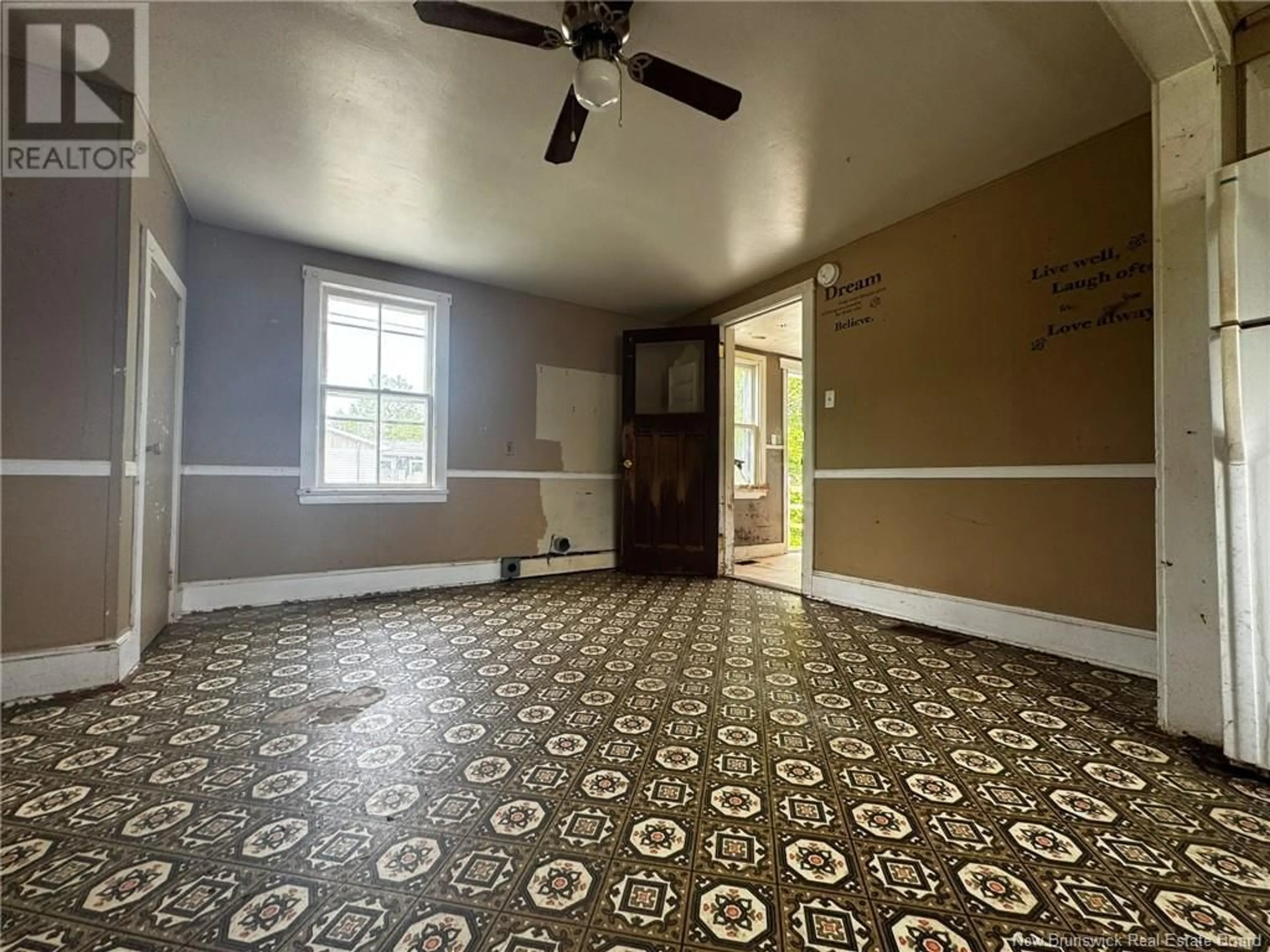A pic of a room for 285 WELLINGTON STREET, Miramichi New Brunswick E1N1N9