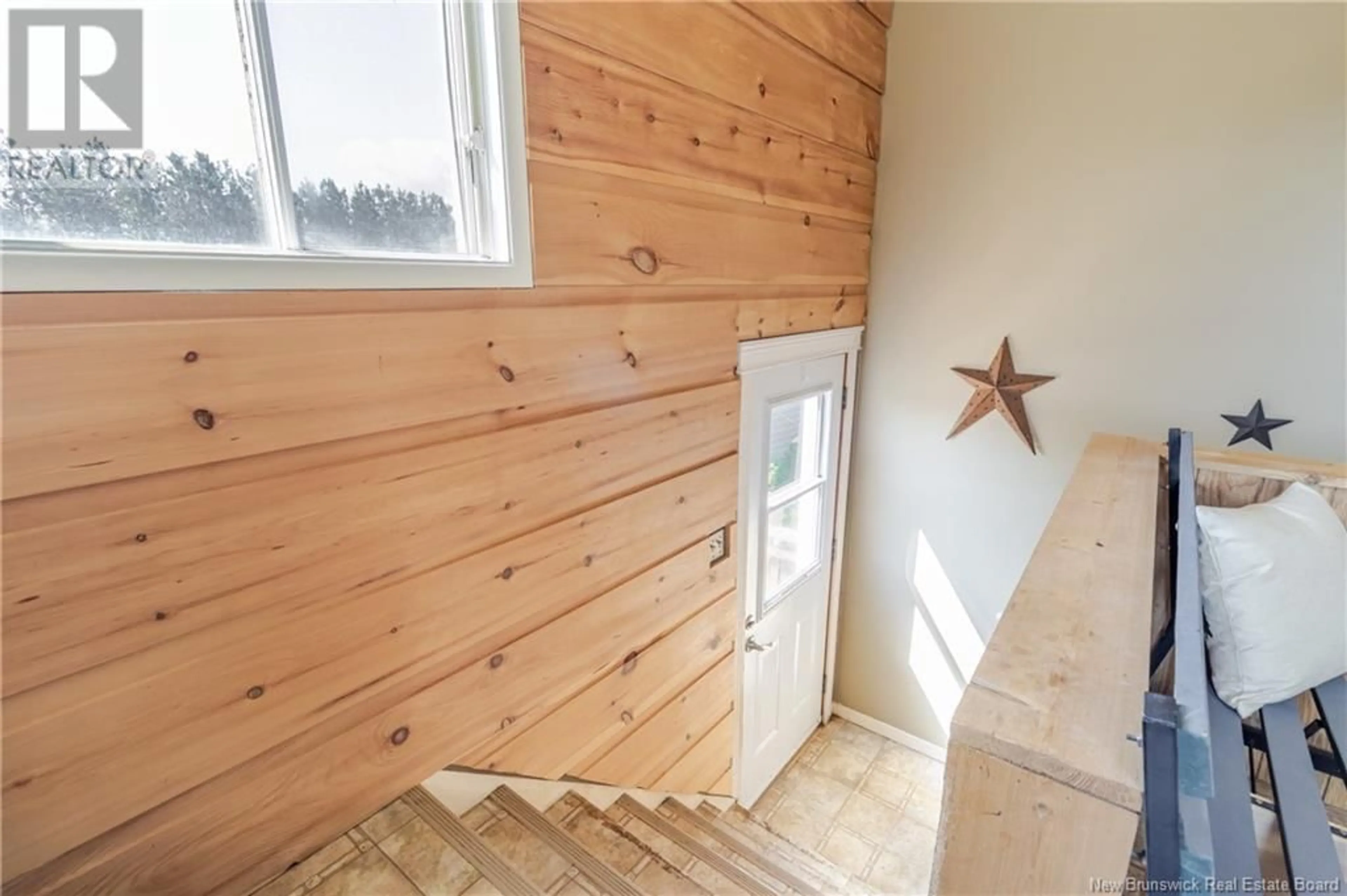 Indoor entryway for 34 FROG LAKE ROAD, Harvey New Brunswick E6K2C7