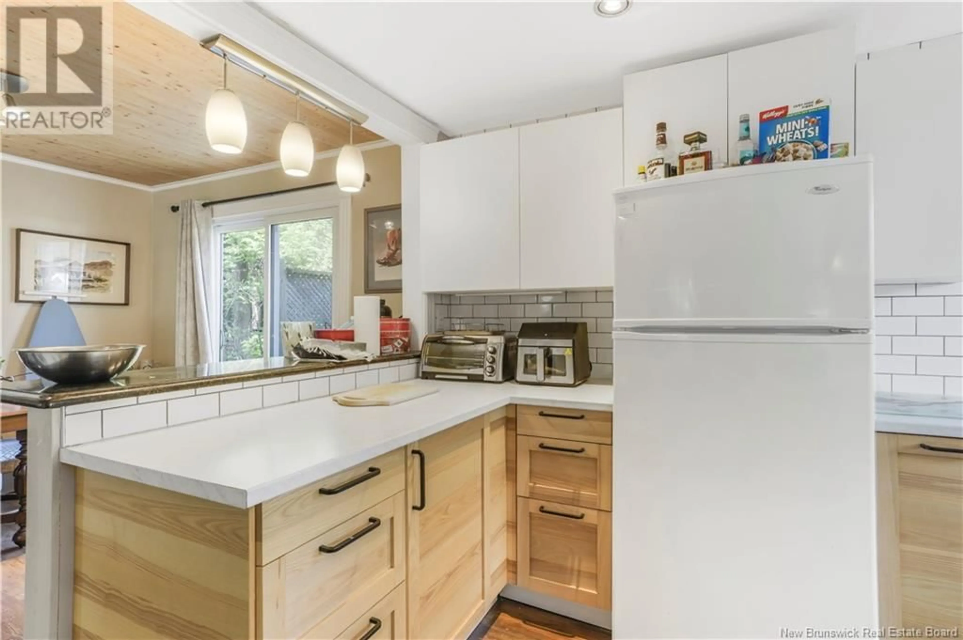 Standard kitchen, unknown for 167 NEILL STREET, Fredericton New Brunswick E3A2Z7