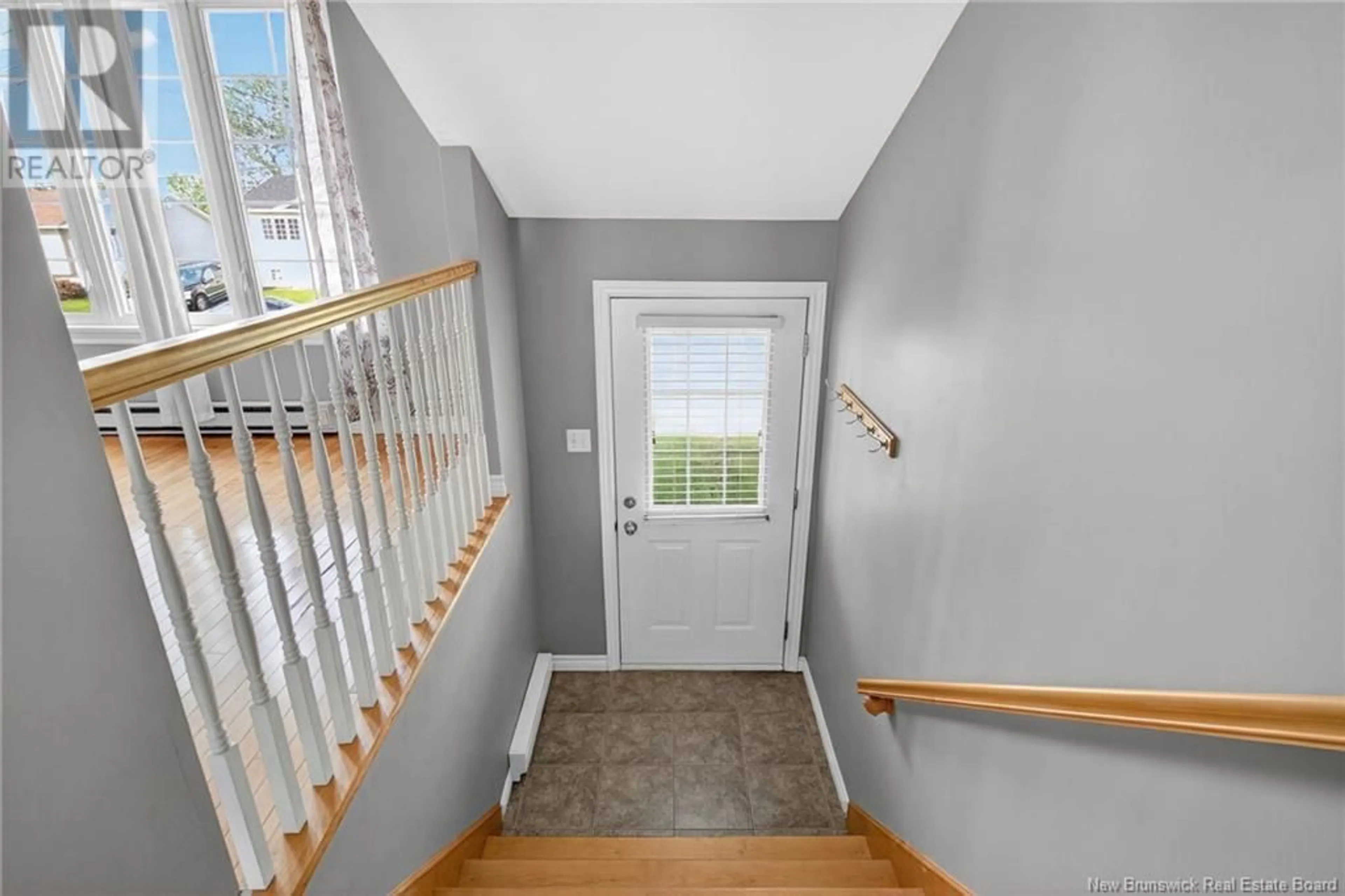 Indoor entryway for 101 PENROSE STREET, Moncton New Brunswick E1E4V6