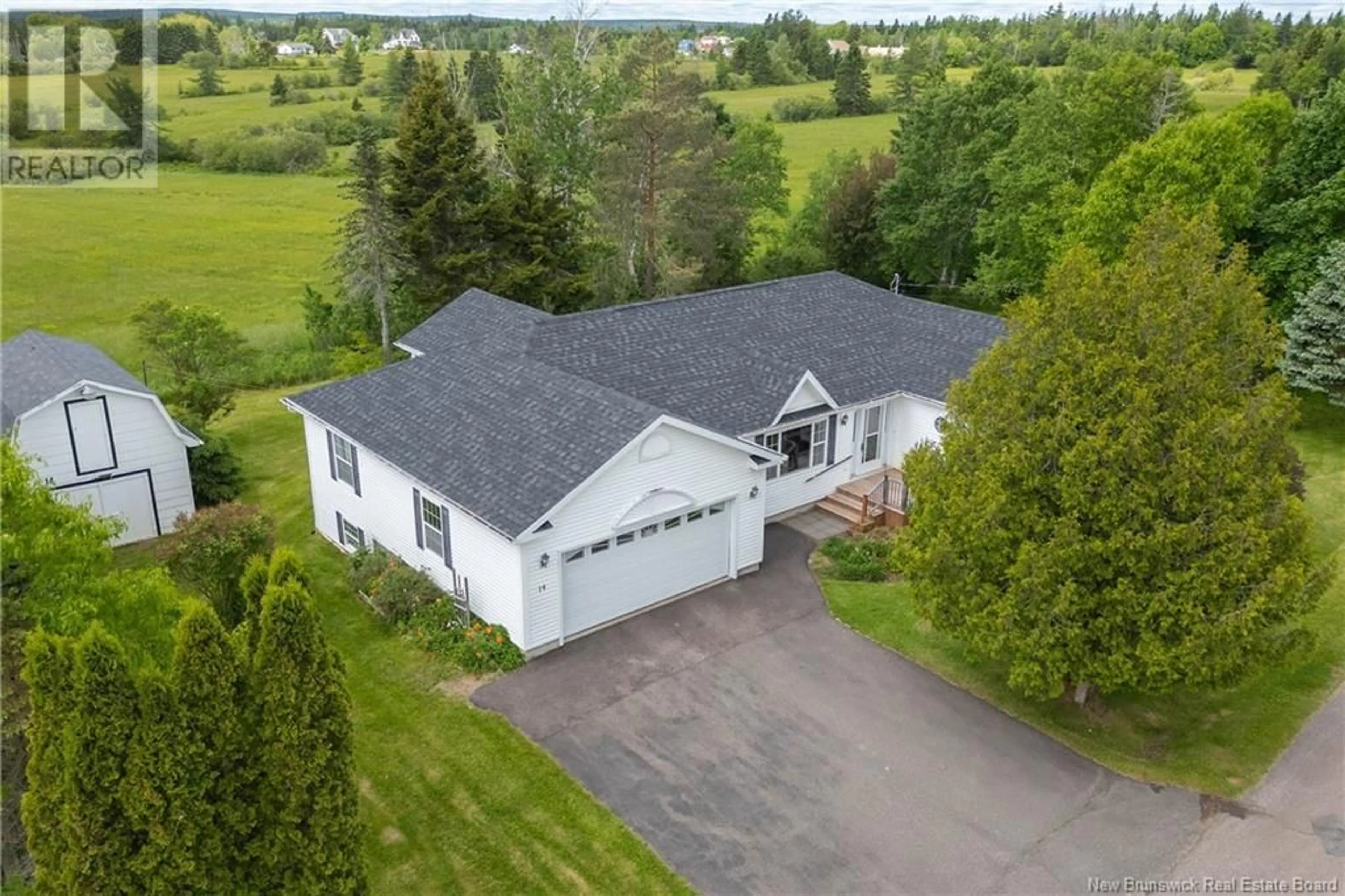 A pic from outside/outdoor area/front of a property/back of a property/a pic from drone, unknown for 14 AVARD PLACE, Sackville New Brunswick E4L3M1