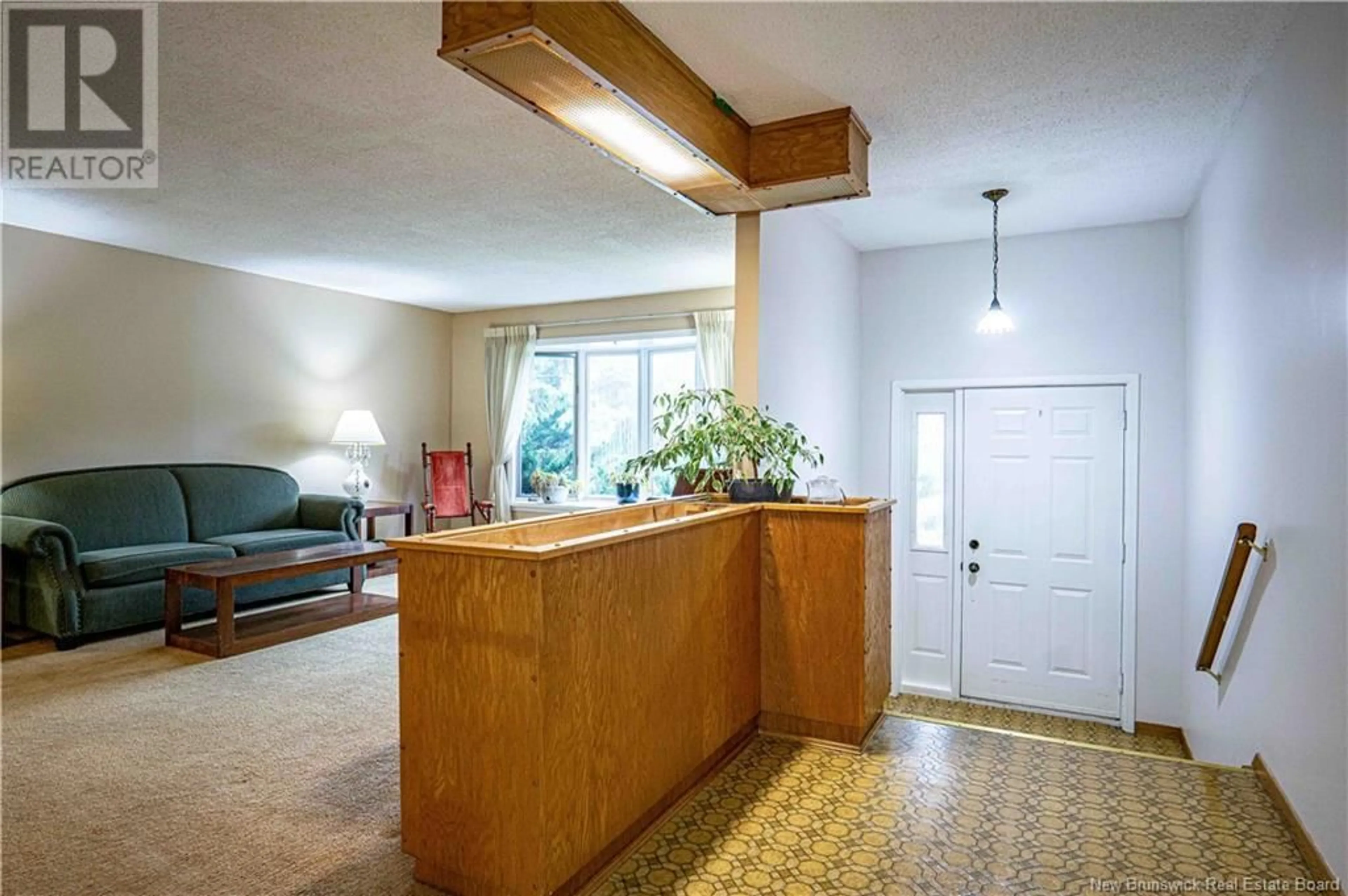 Indoor foyer for 36 MACINTOSH DRIVE, New Maryland New Brunswick E3C1B5