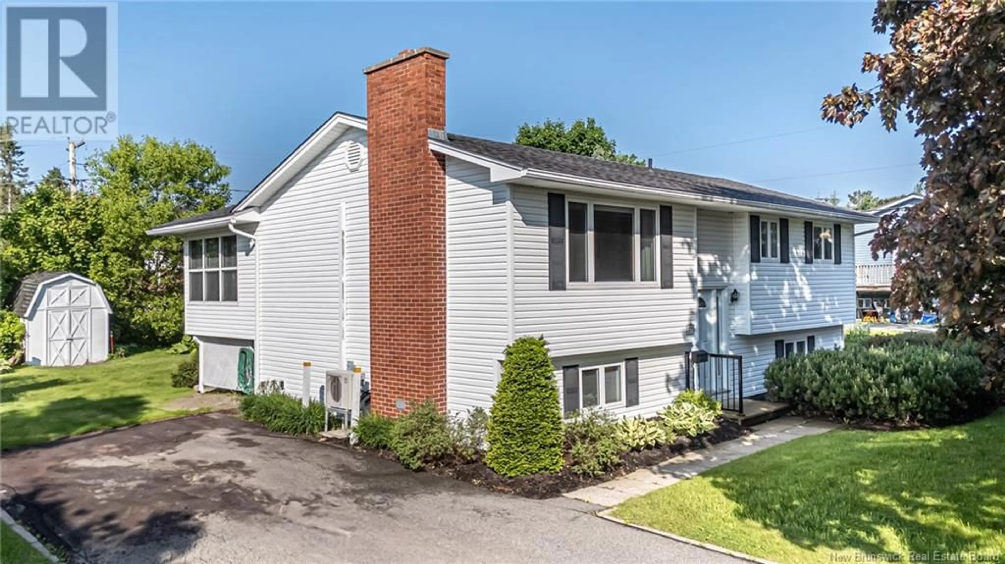 Home with brick exterior material, street for 37 OLIVER CRESCENT, New Maryland New Brunswick E3C1E4