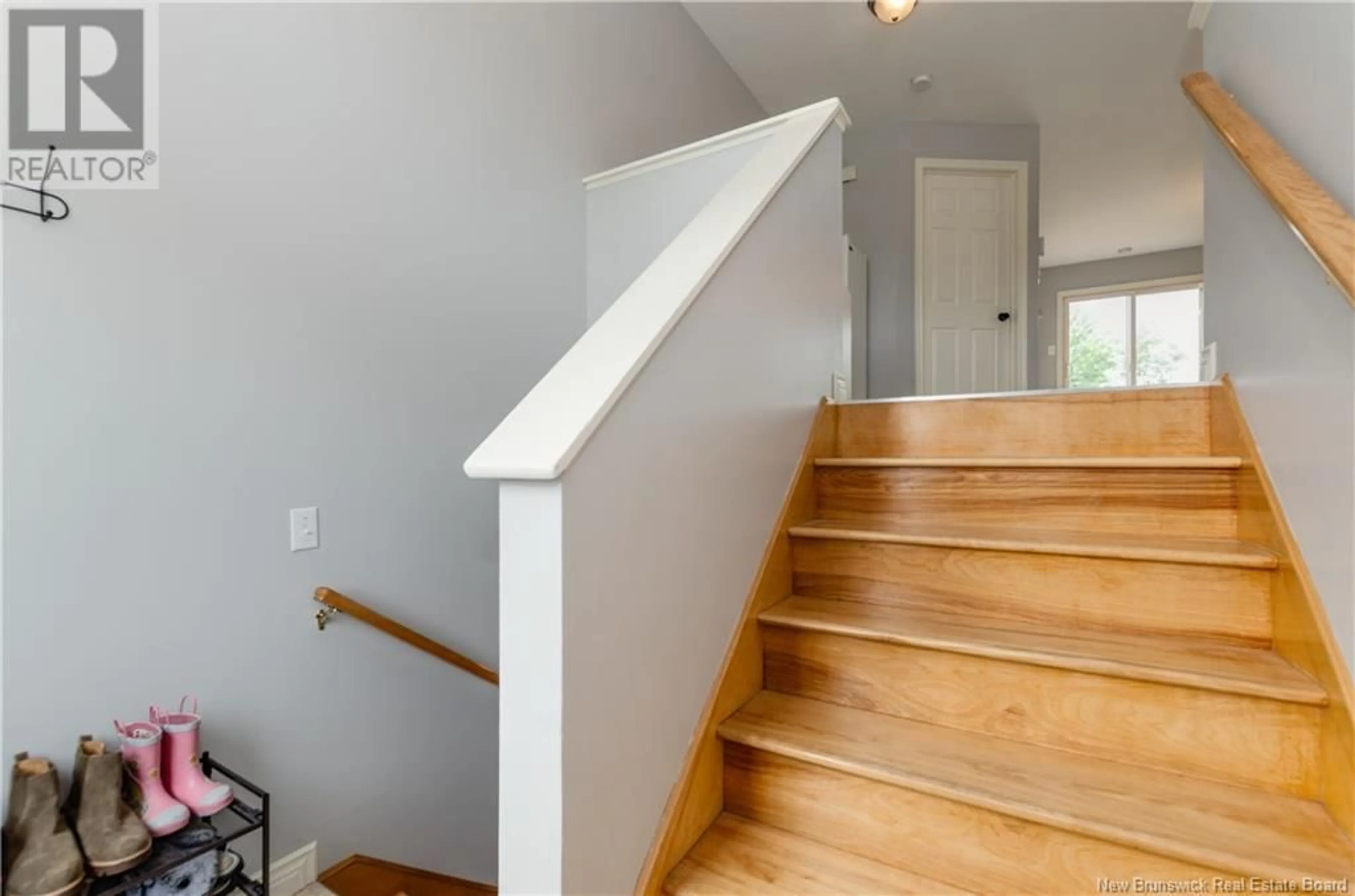 Stairs for 54 PENROSE STREET, Moncton New Brunswick E1E4N9