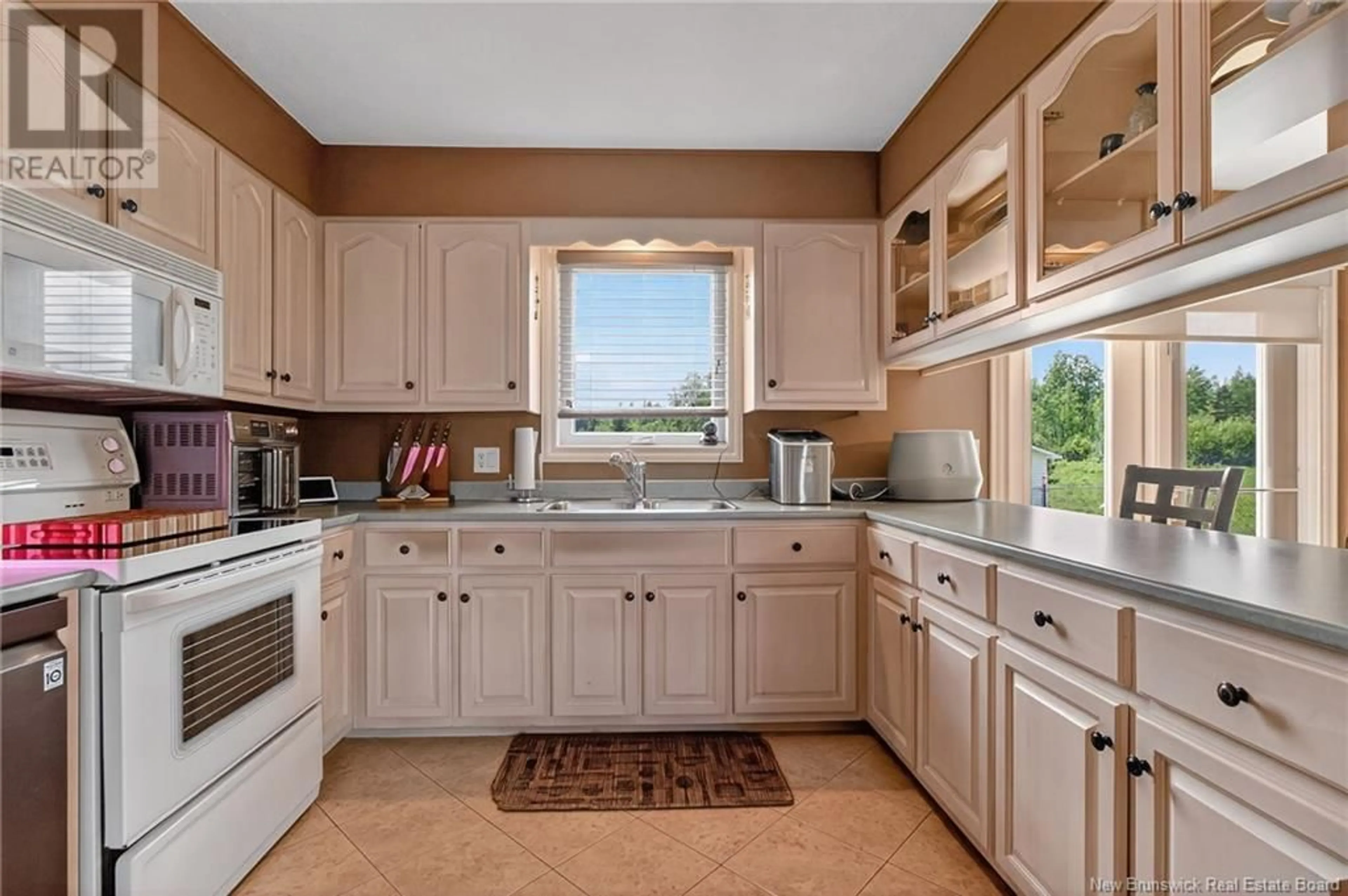 Standard kitchen, ceramic/tile floor for 457 ABOUJAGANE ROAD, Haute-Aboujagane New Brunswick E4P5M1