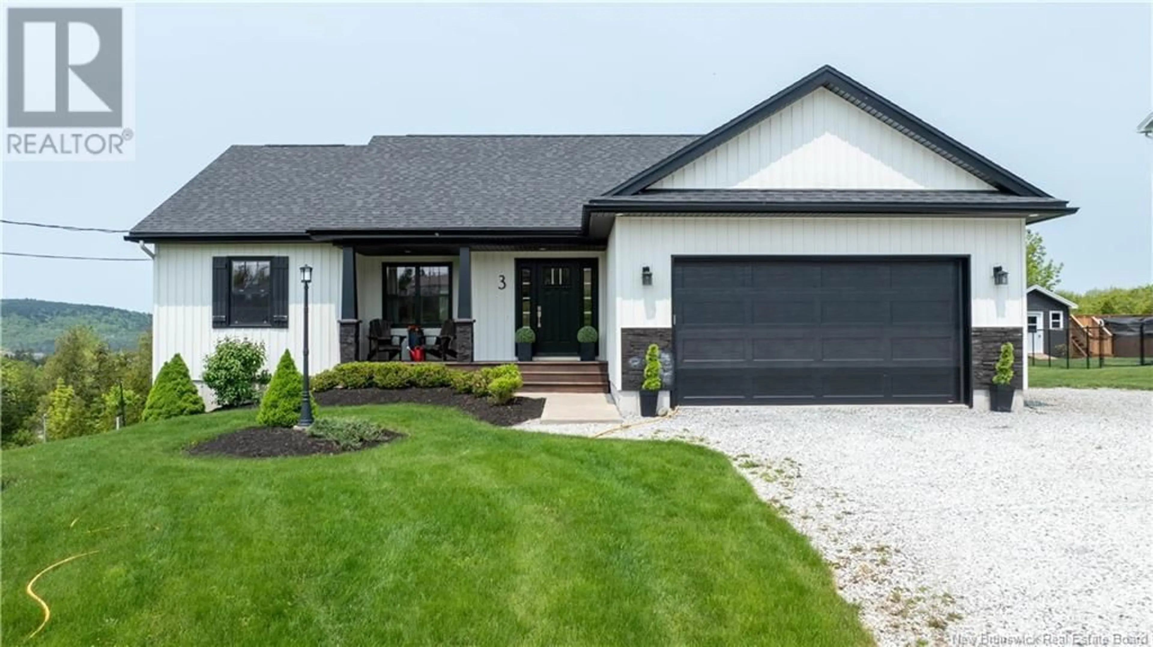 Home with vinyl exterior material, street for 3 FLAGSTONE DRIVE, Quispamsis New Brunswick E2G0B7