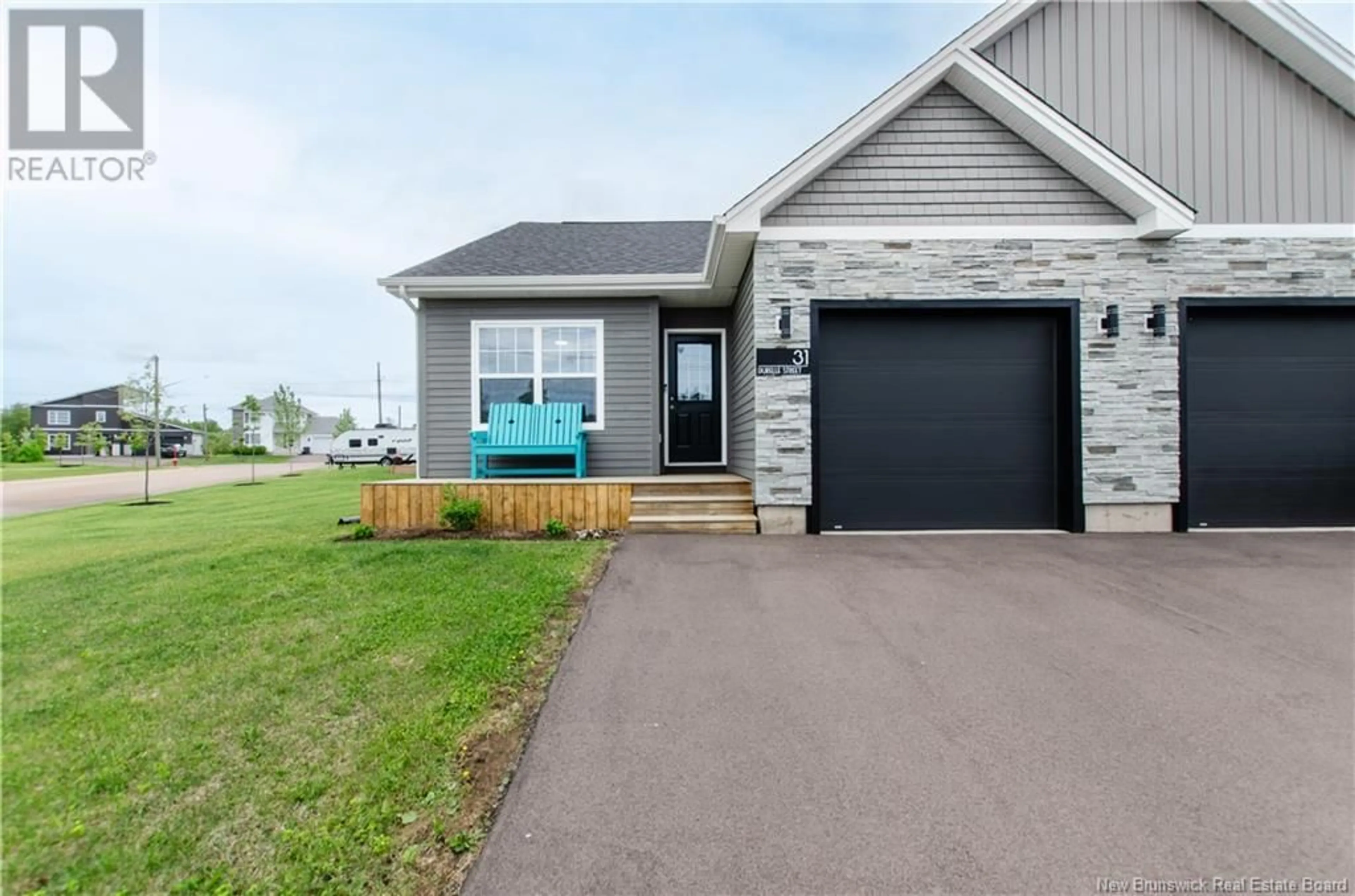 Home with vinyl exterior material, street for 31 DURELLE STREET, Moncton New Brunswick E1A7Y4