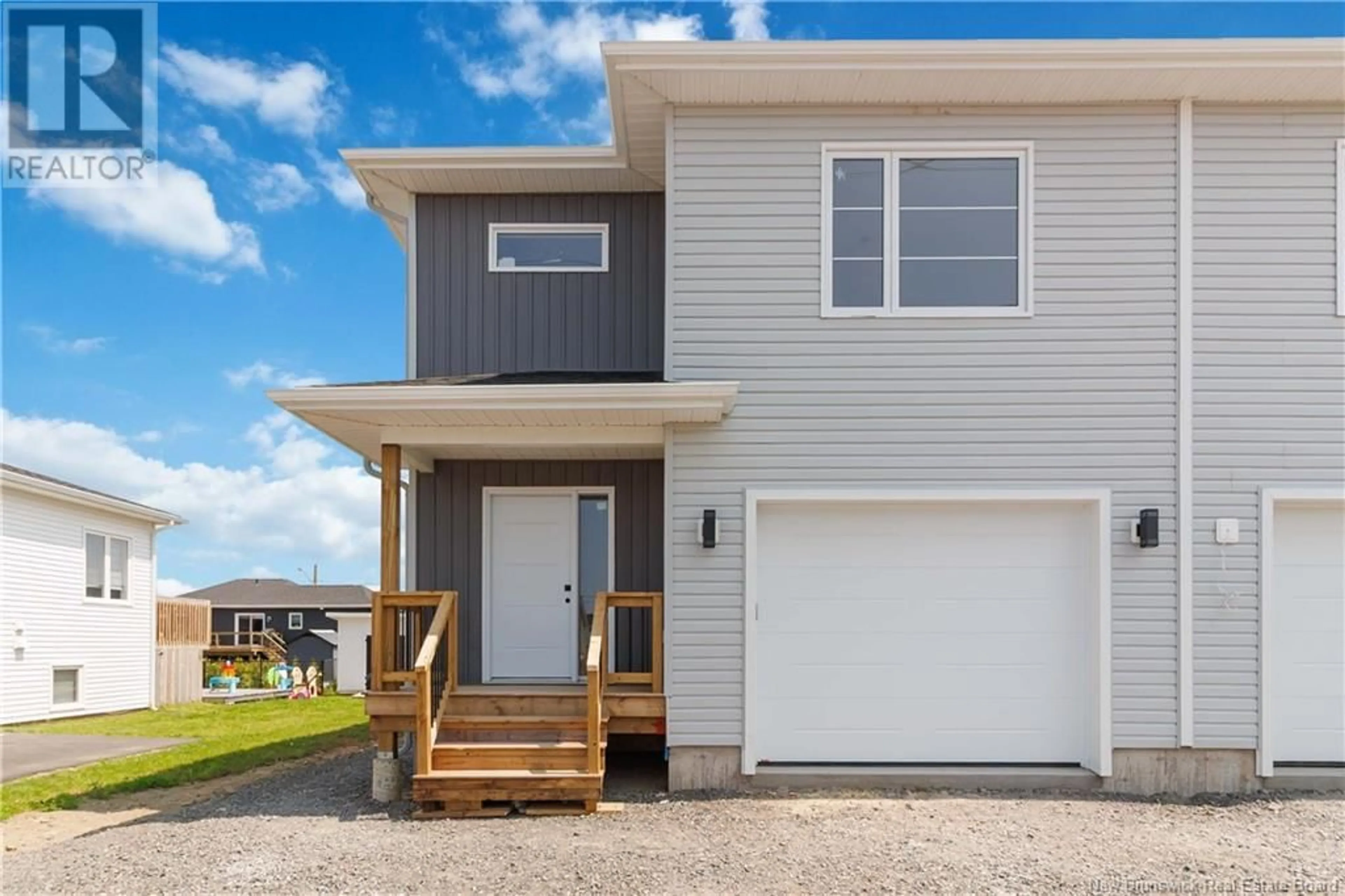 Home with vinyl exterior material, street for 29 MIA STREET, Shediac New Brunswick E4P0Z8