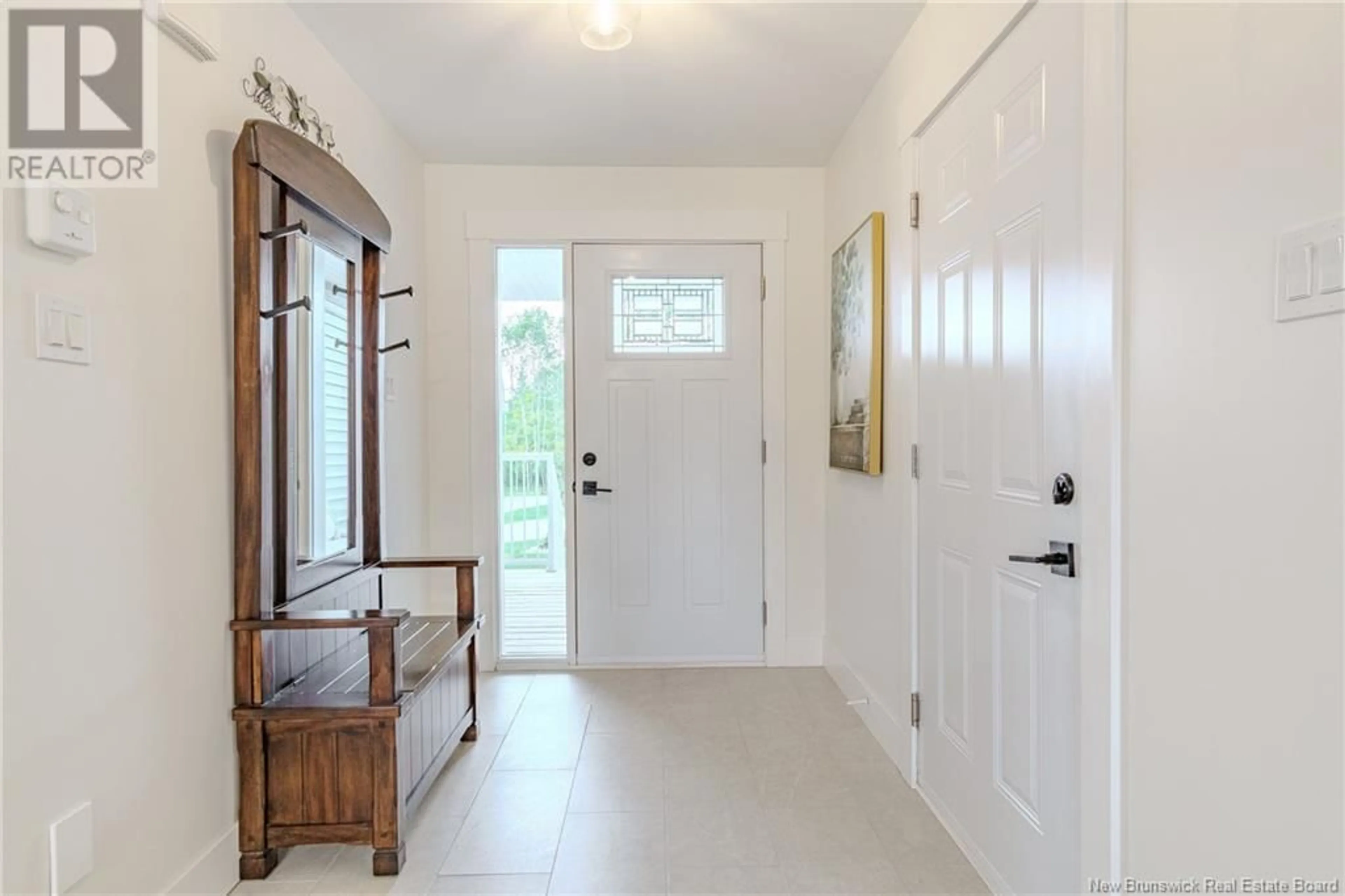 Indoor entryway for 20 FLAGSTONE DRIVE, Quispamsis New Brunswick E2G0B7