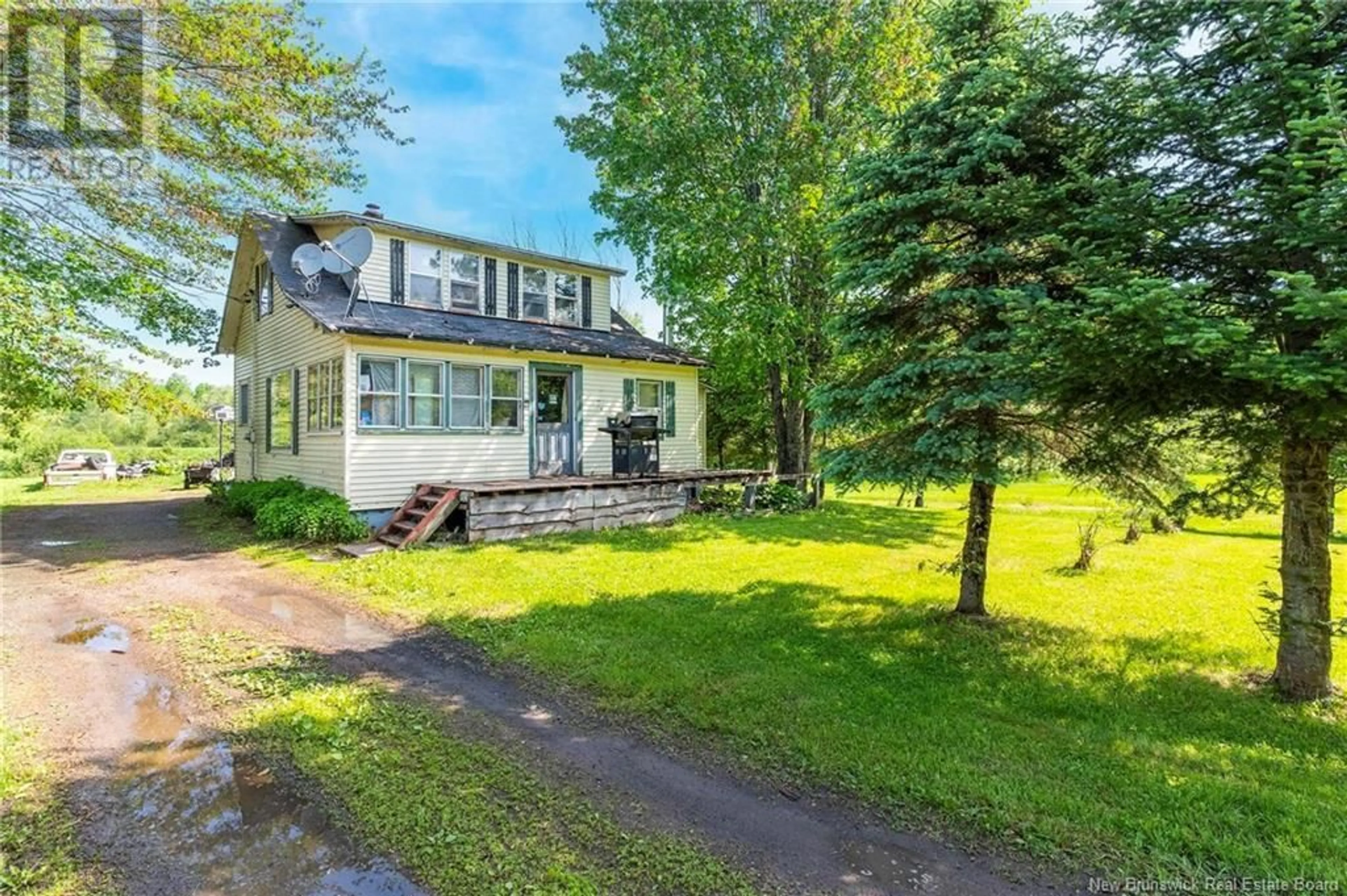 Patio, street for 5359 ROUTE 112, Havelock New Brunswick E4Z6E3