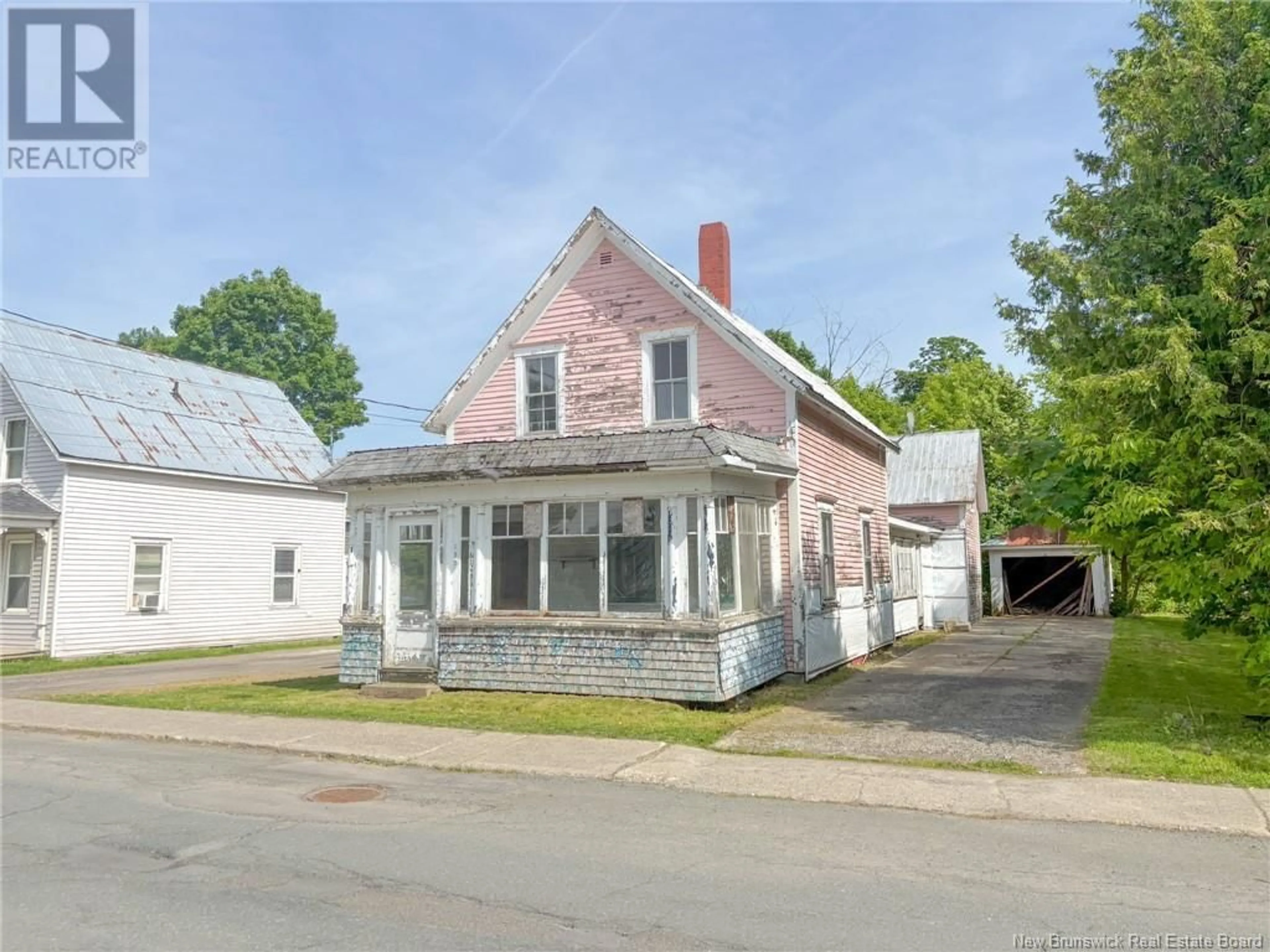Unknown for 157 BROADWAY STREET, Woodstock New Brunswick E7M1B6