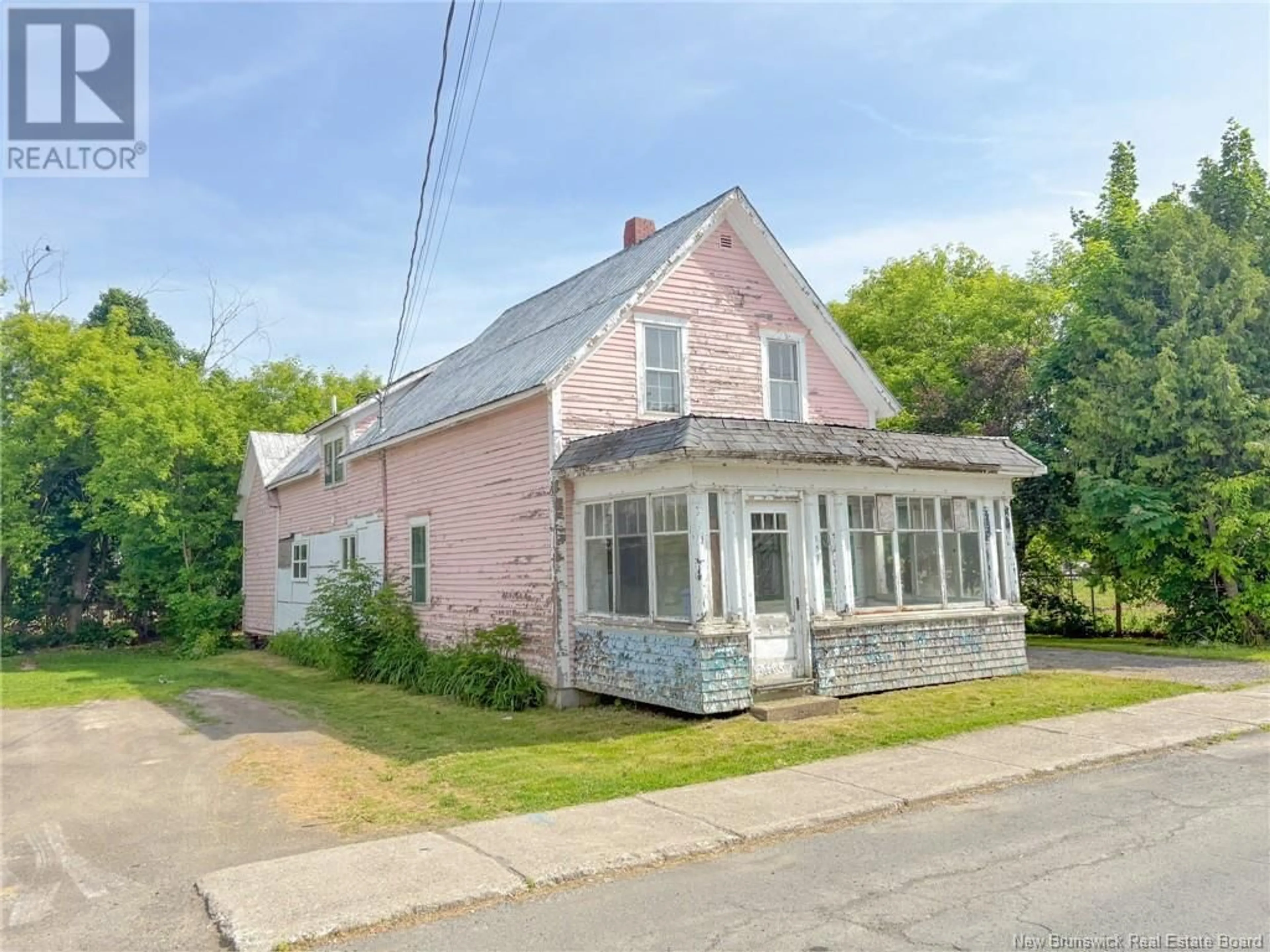 Unknown for 157 BROADWAY STREET, Woodstock New Brunswick E7M1B6