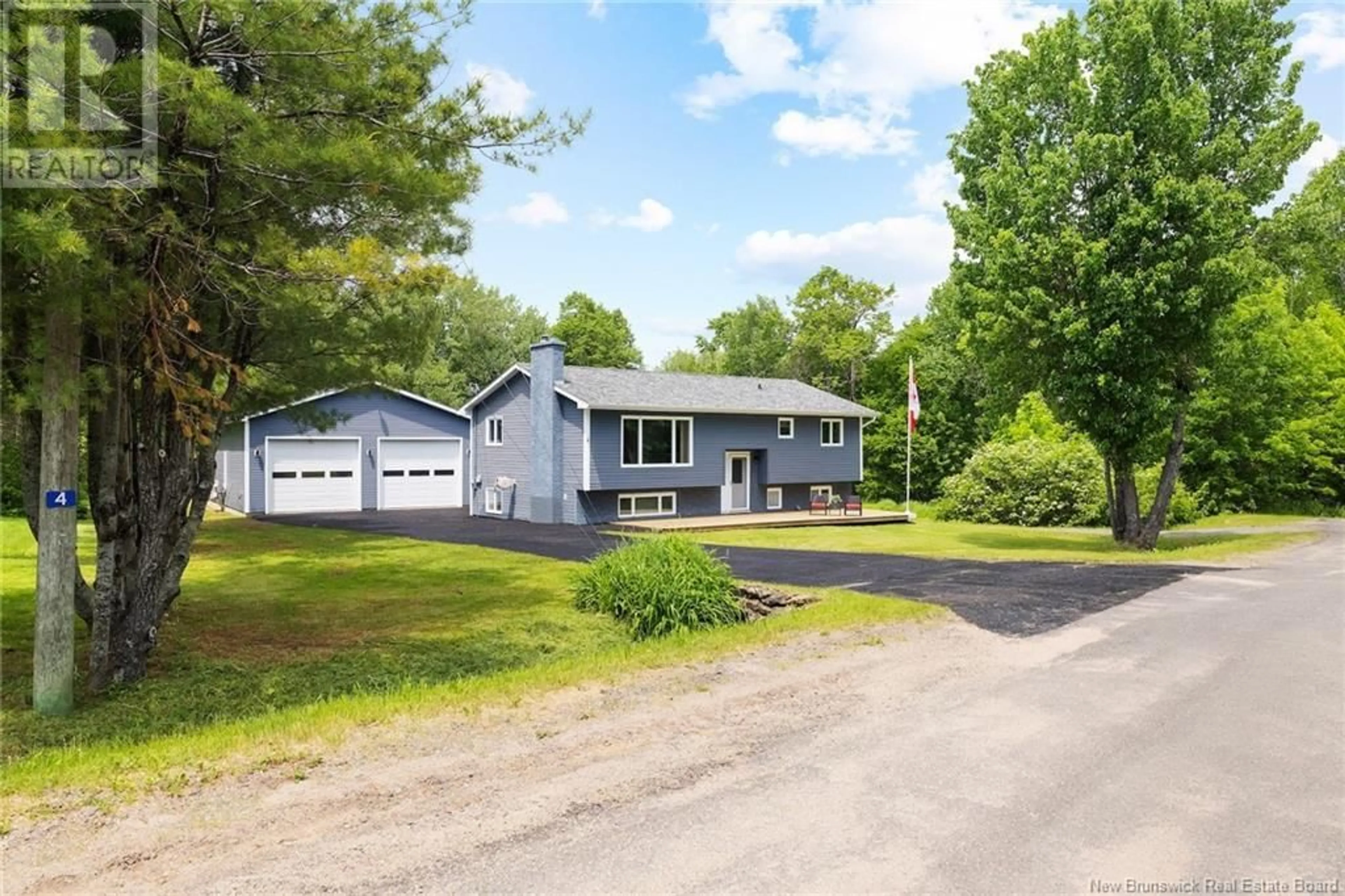 A pic from outside/outdoor area/front of a property/back of a property/a pic from drone, street for 4 WILLIAM STREET, Lincoln New Brunswick E3B8N8