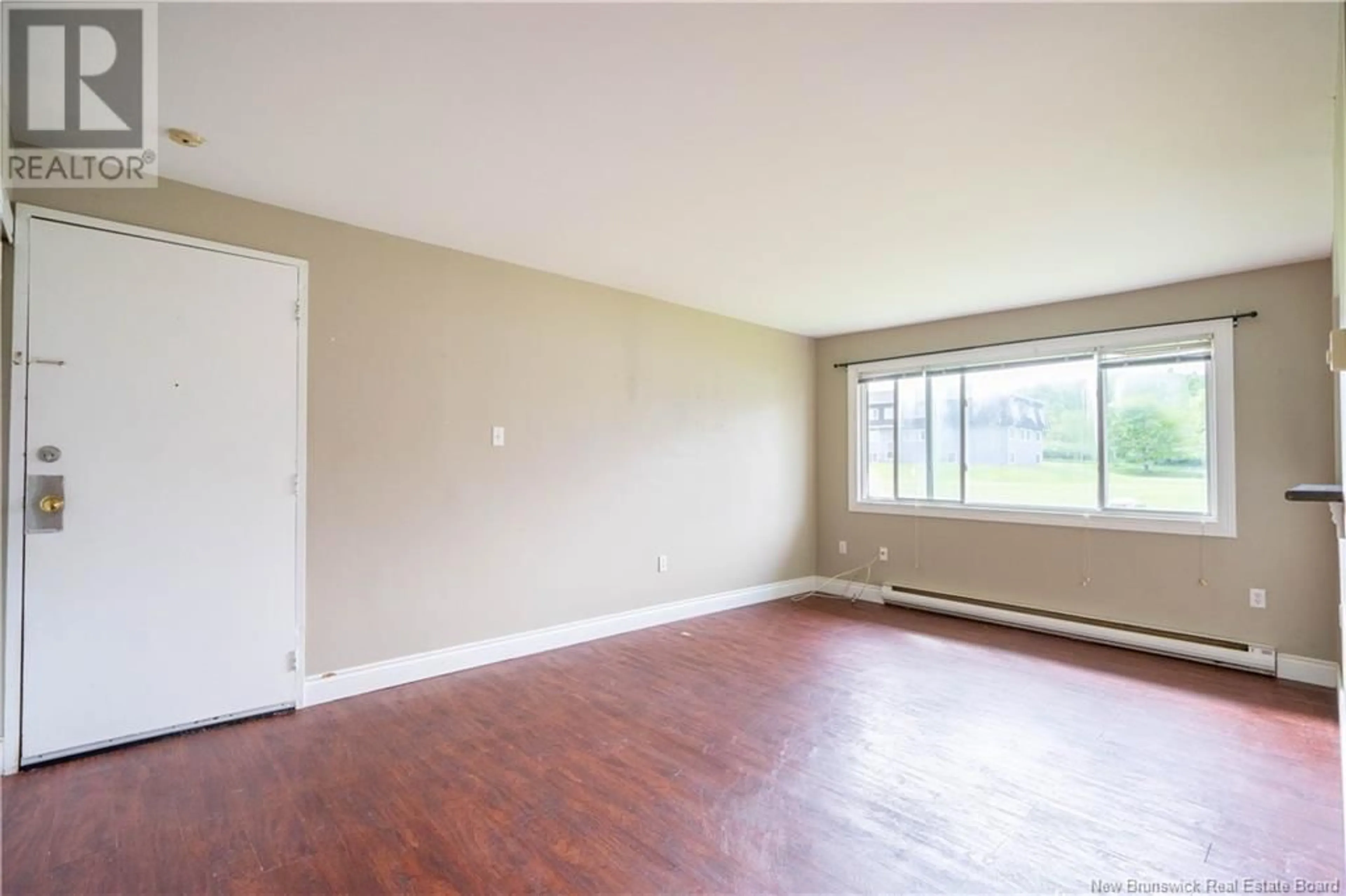 A pic of a room for 8 - 125 COLDBROOK CRESCENT, Saint John New Brunswick E2J3Z3