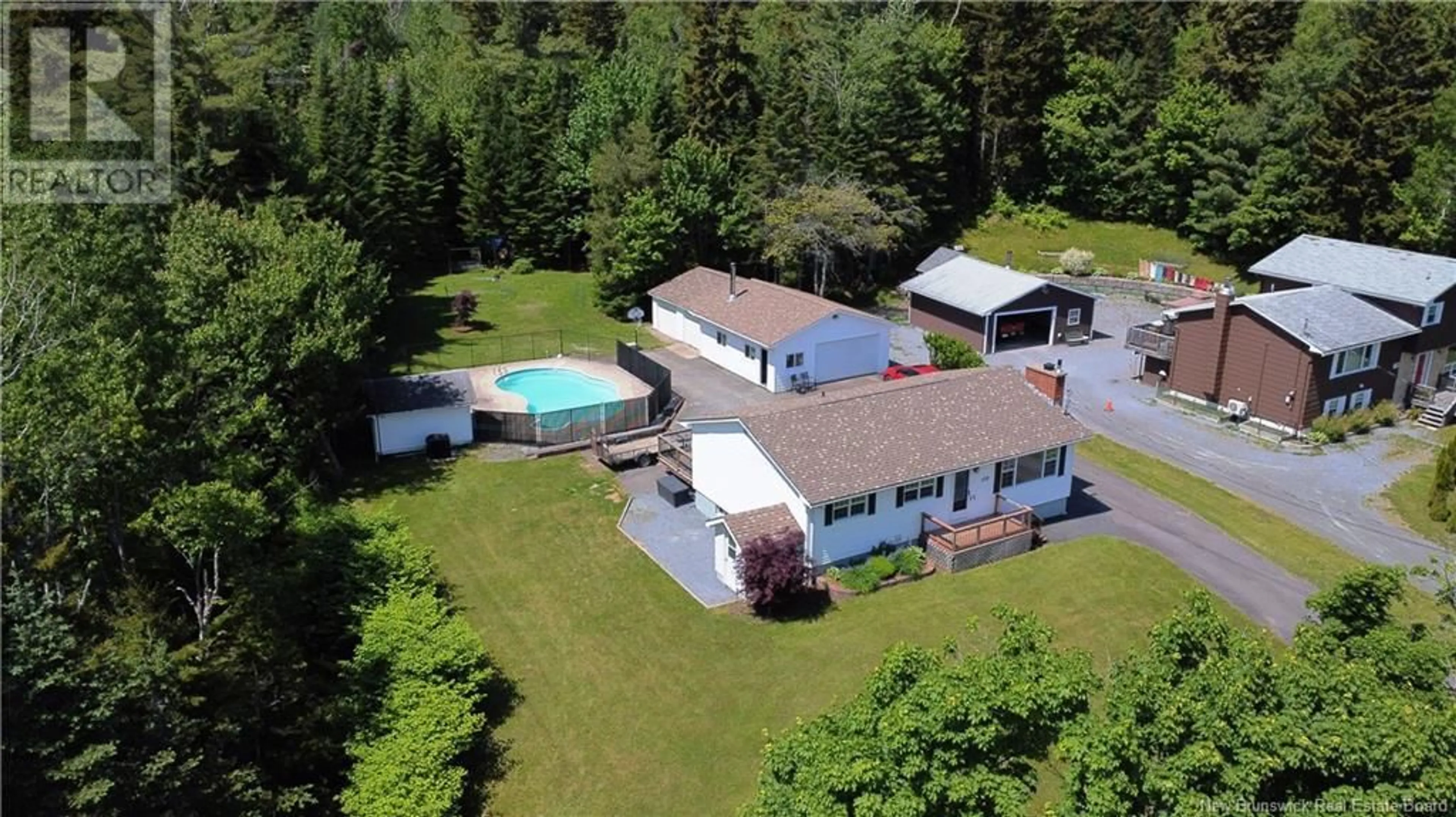 A pic from outside/outdoor area/front of a property/back of a property/a pic from drone, unknown for 125 INGLEWOOD DRIVE, Grand Bay-Westfield New Brunswick E5K2E4