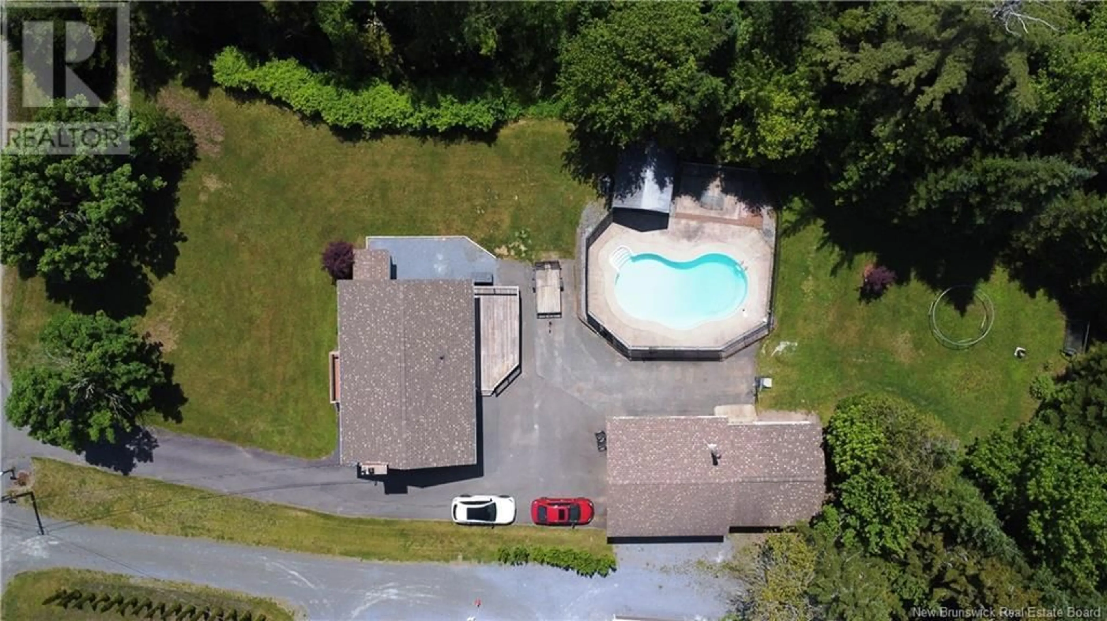 A pic from outside/outdoor area/front of a property/back of a property/a pic from drone, unknown for 125 INGLEWOOD DRIVE, Grand Bay-Westfield New Brunswick E5K2E4