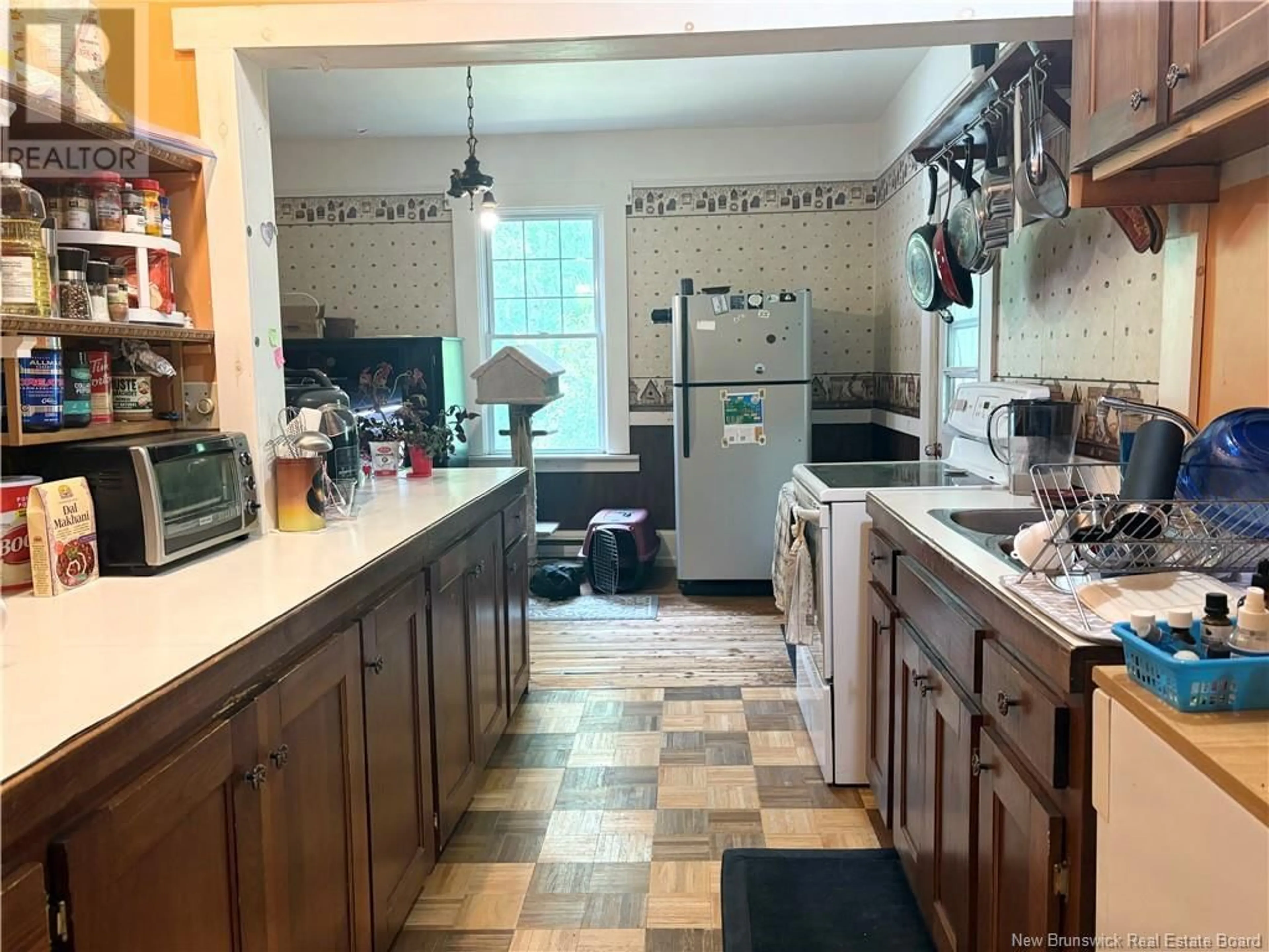 Standard kitchen, ceramic/tile floor for 482 OLD KING GEORGE HWY, Miramichi New Brunswick E1V1J7
