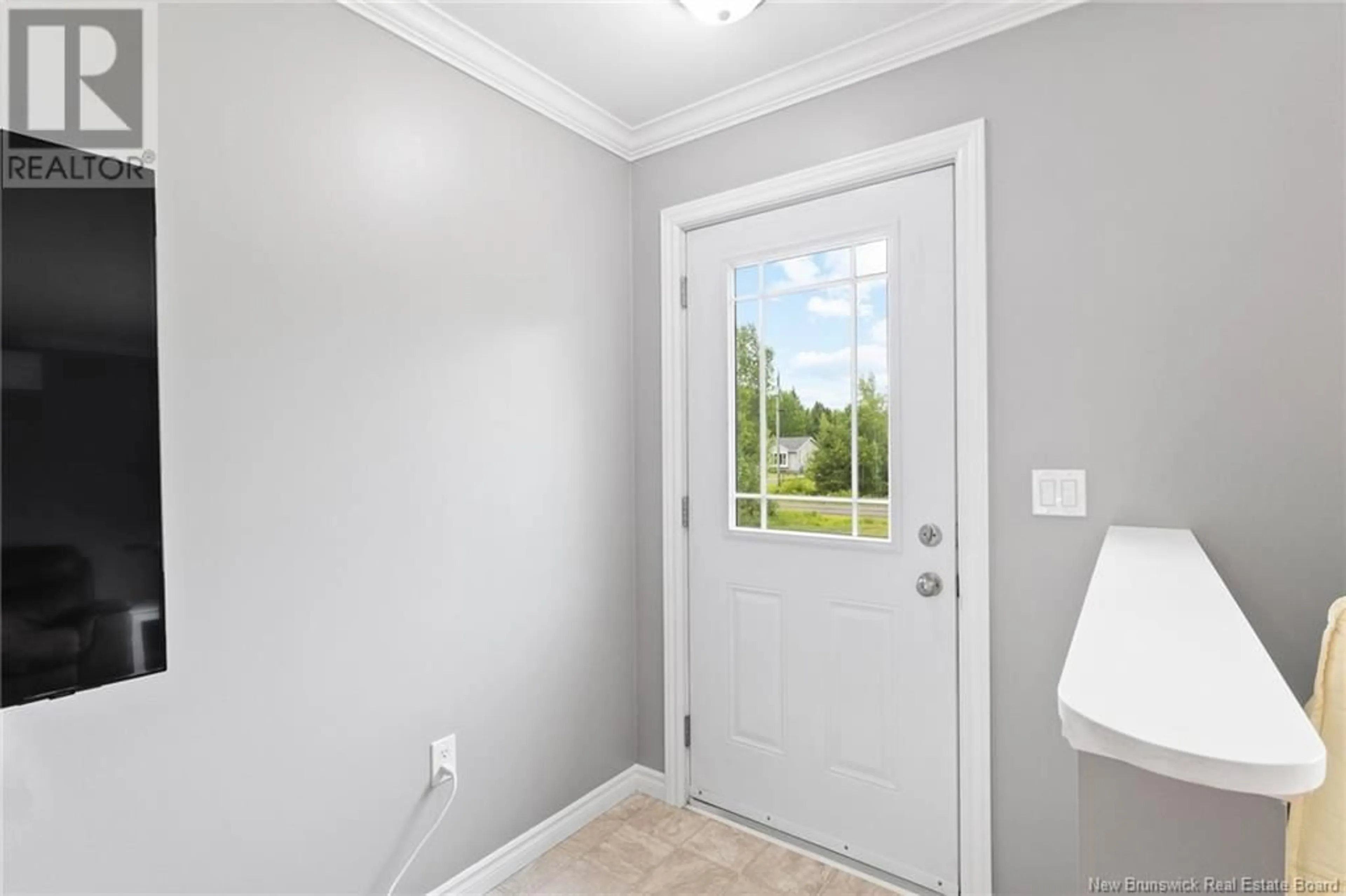 Indoor entryway for 20 LEONARD STREET, Rusagonis New Brunswick E3B9T8