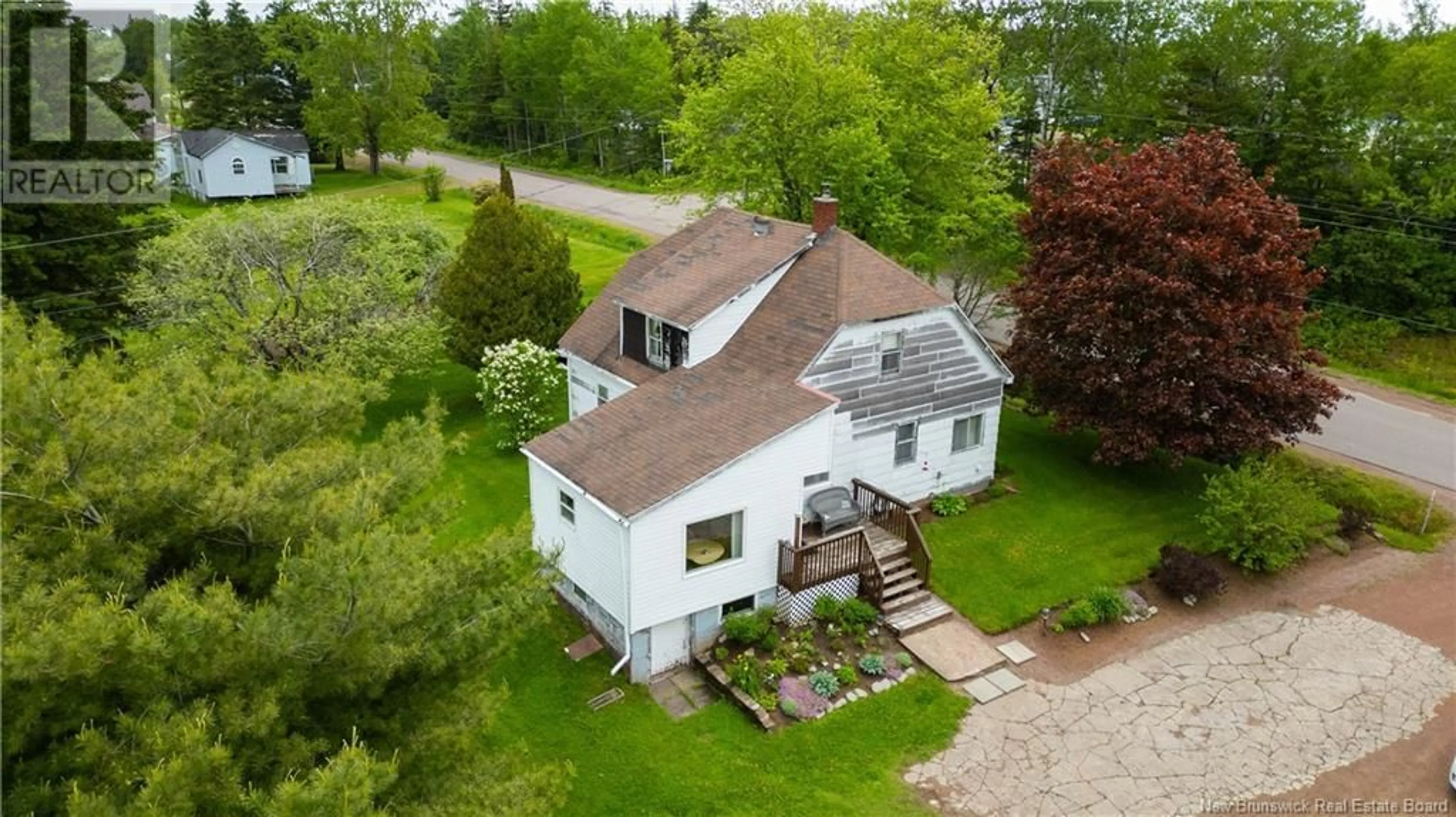 A pic from outside/outdoor area/front of a property/back of a property/a pic from drone, unknown for 74 CROSSMAN ROAD, Sackville New Brunswick E4L3V7
