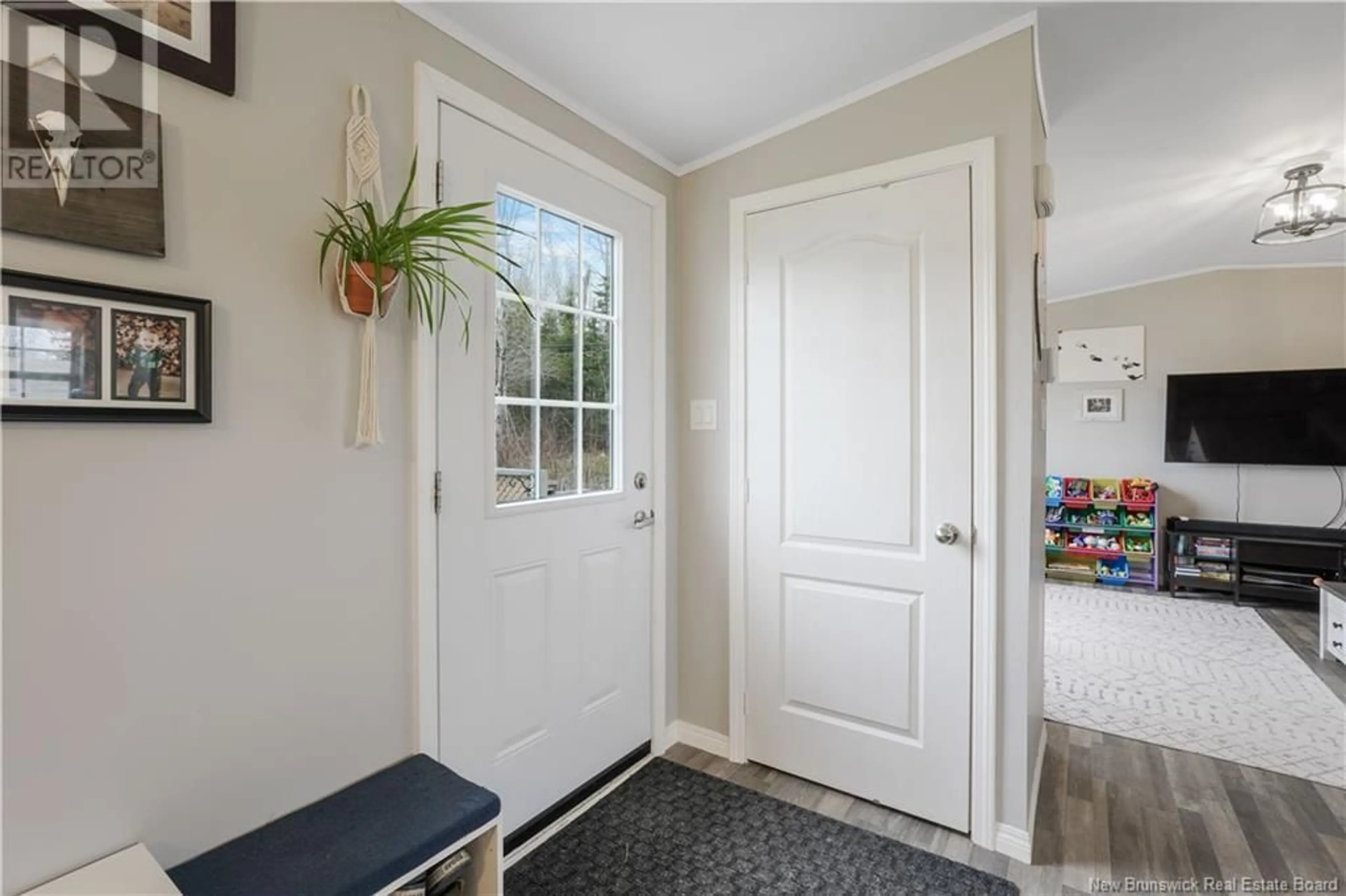 Indoor entryway for 66 EVERGREEN STREET, Fredericton New Brunswick E3B6N3