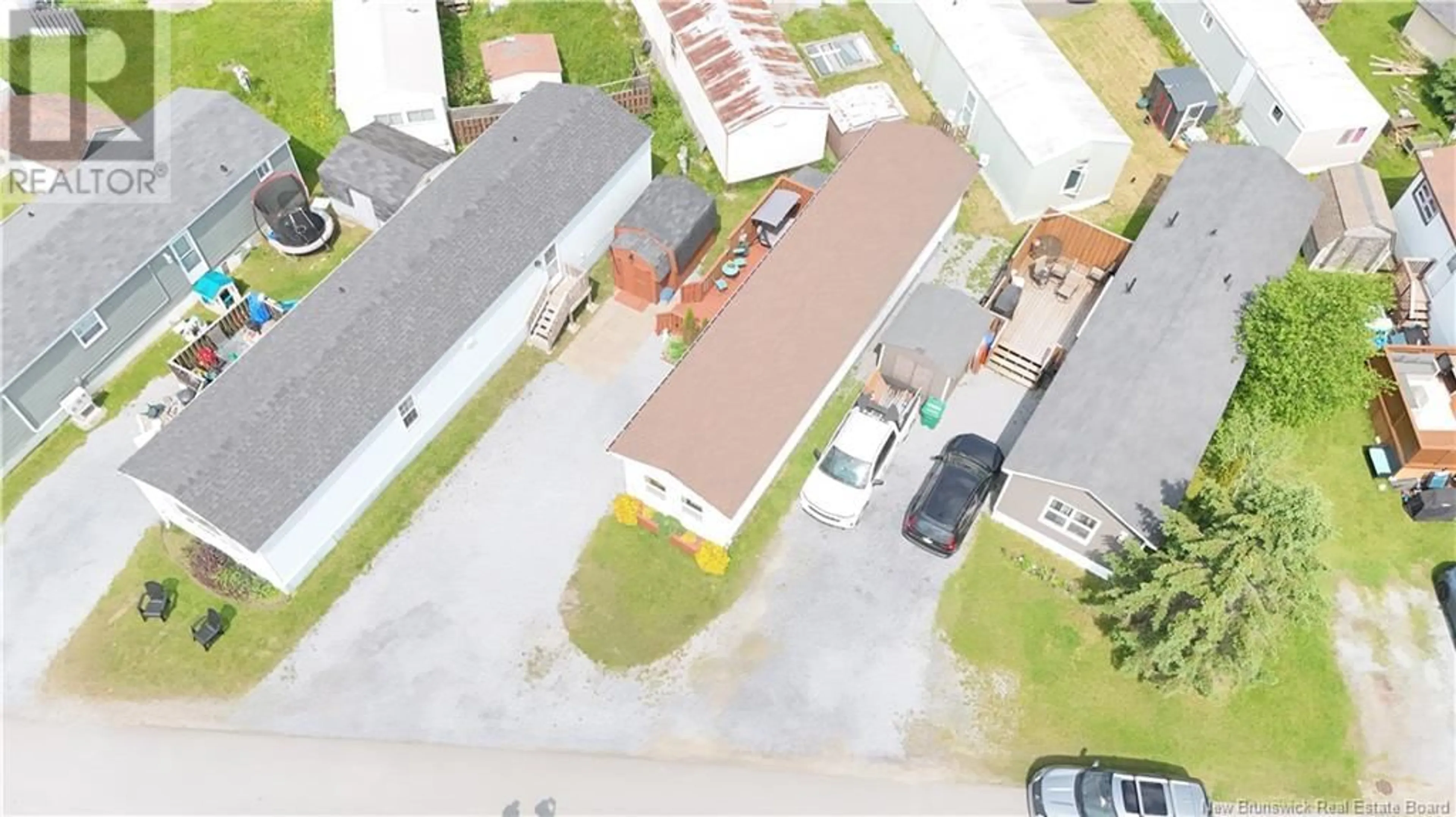 A pic from outside/outdoor area/front of a property/back of a property/a pic from drone, street for 17 WREN STREET, Saint John New Brunswick E2J2R9