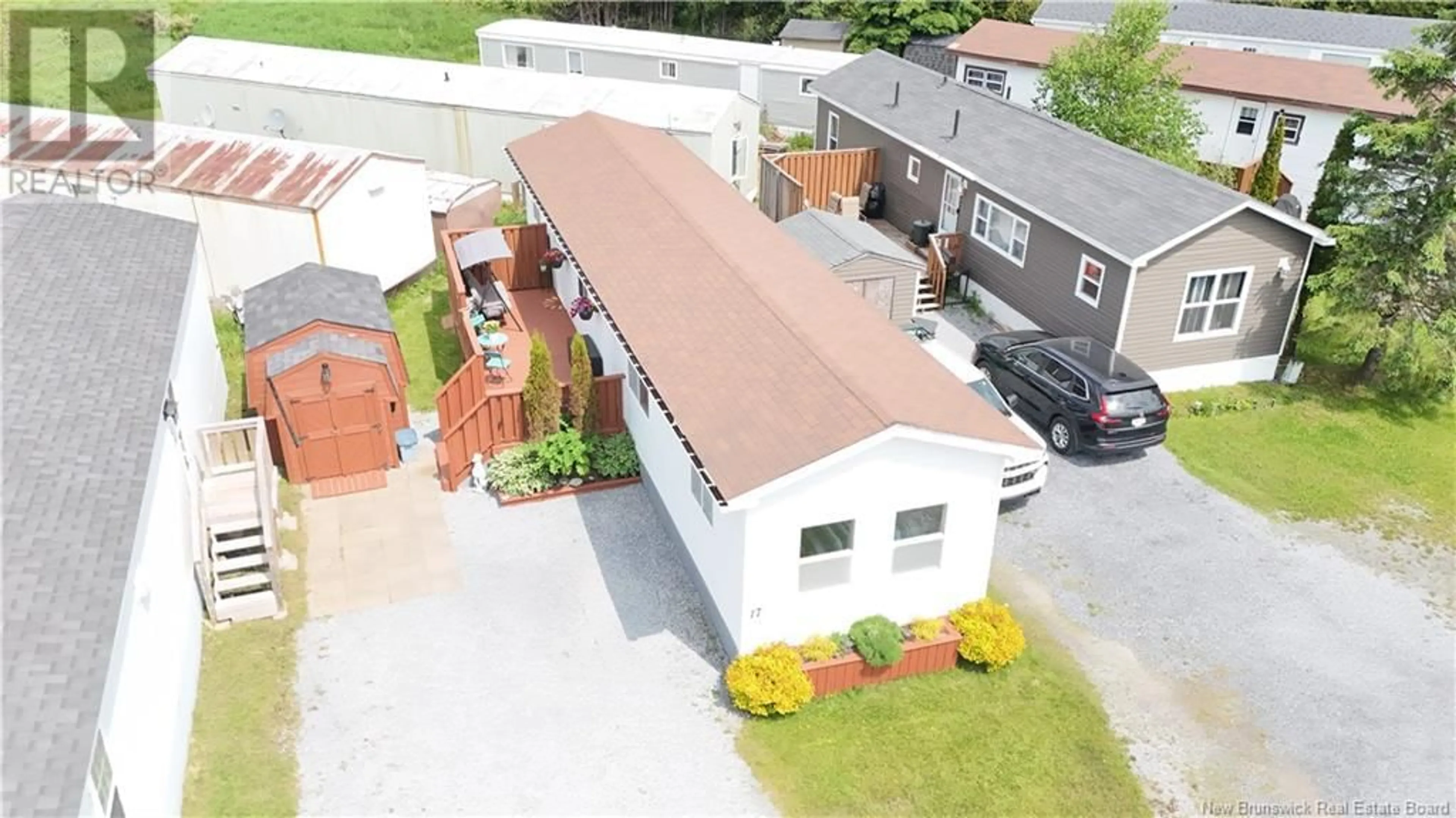 A pic from outside/outdoor area/front of a property/back of a property/a pic from drone, building for 17 WREN STREET, Saint John New Brunswick E2J2R9