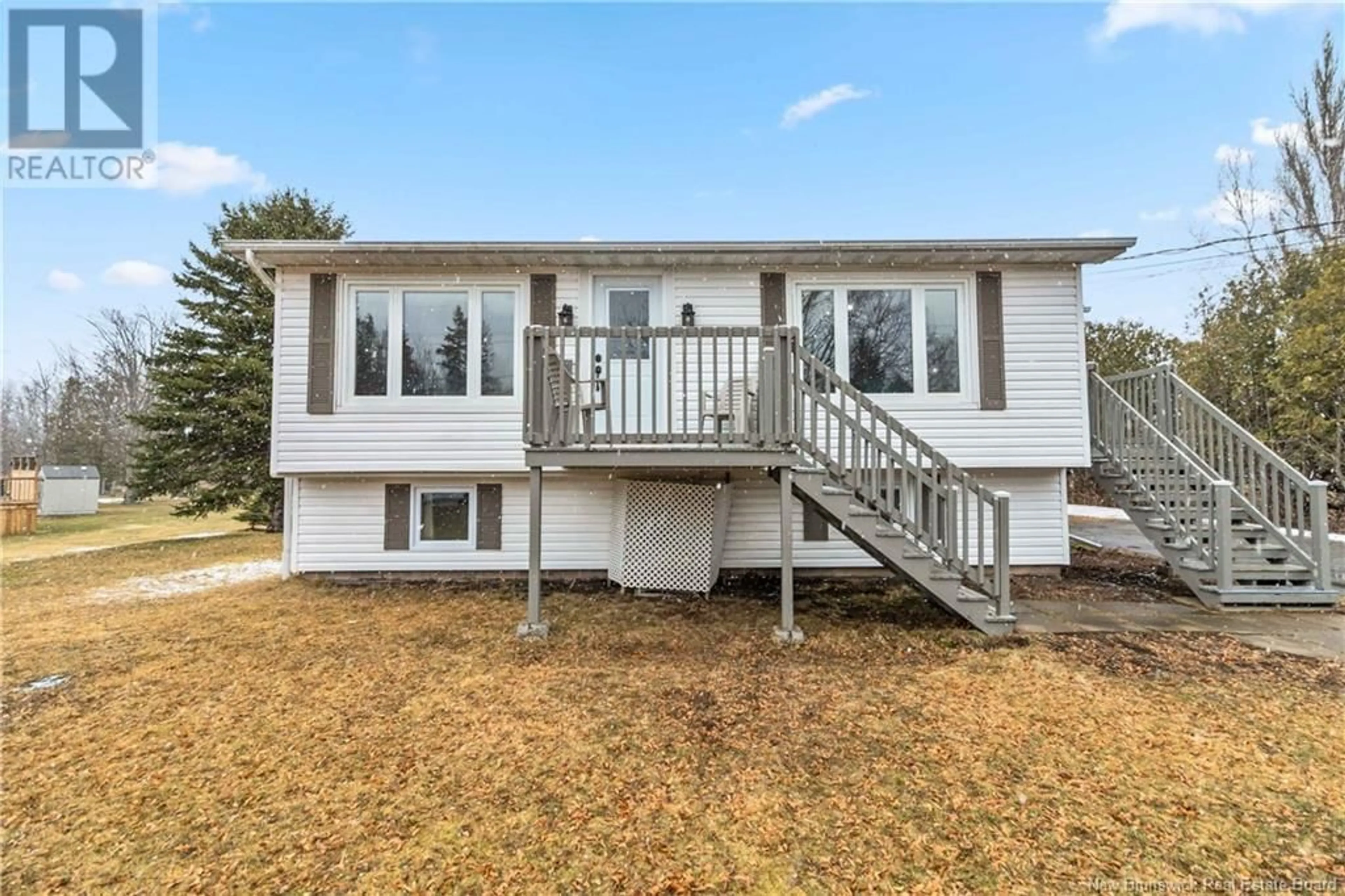 Home with vinyl exterior material, unknown for 51 POINTE AUX BOULEAUX ROAD, Grand-Barachois New Brunswick E4P7Z7