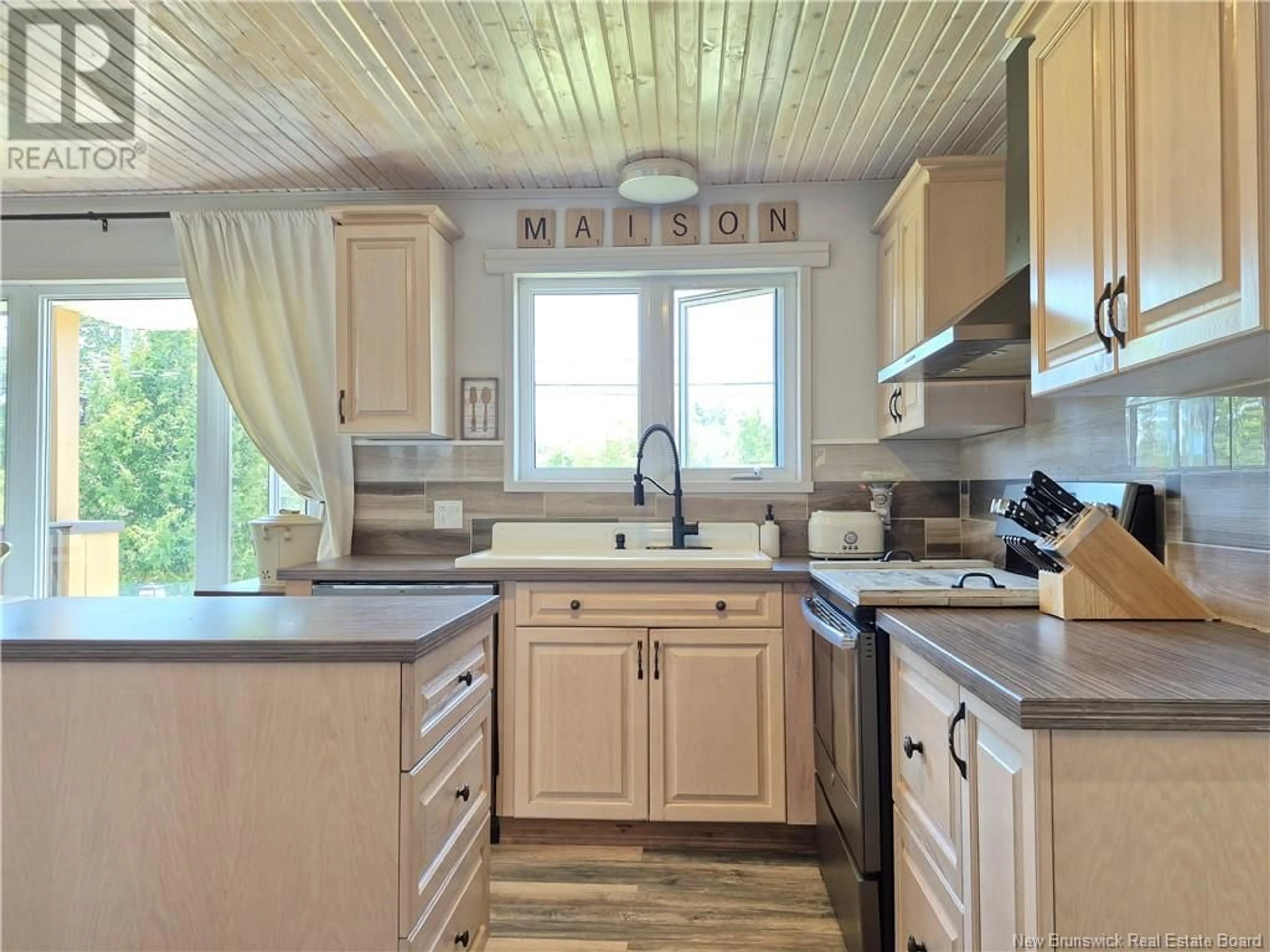 Unknown for 54 CH TREMBLAY, Petit-Rocher-Sud New Brunswick E8J1A5