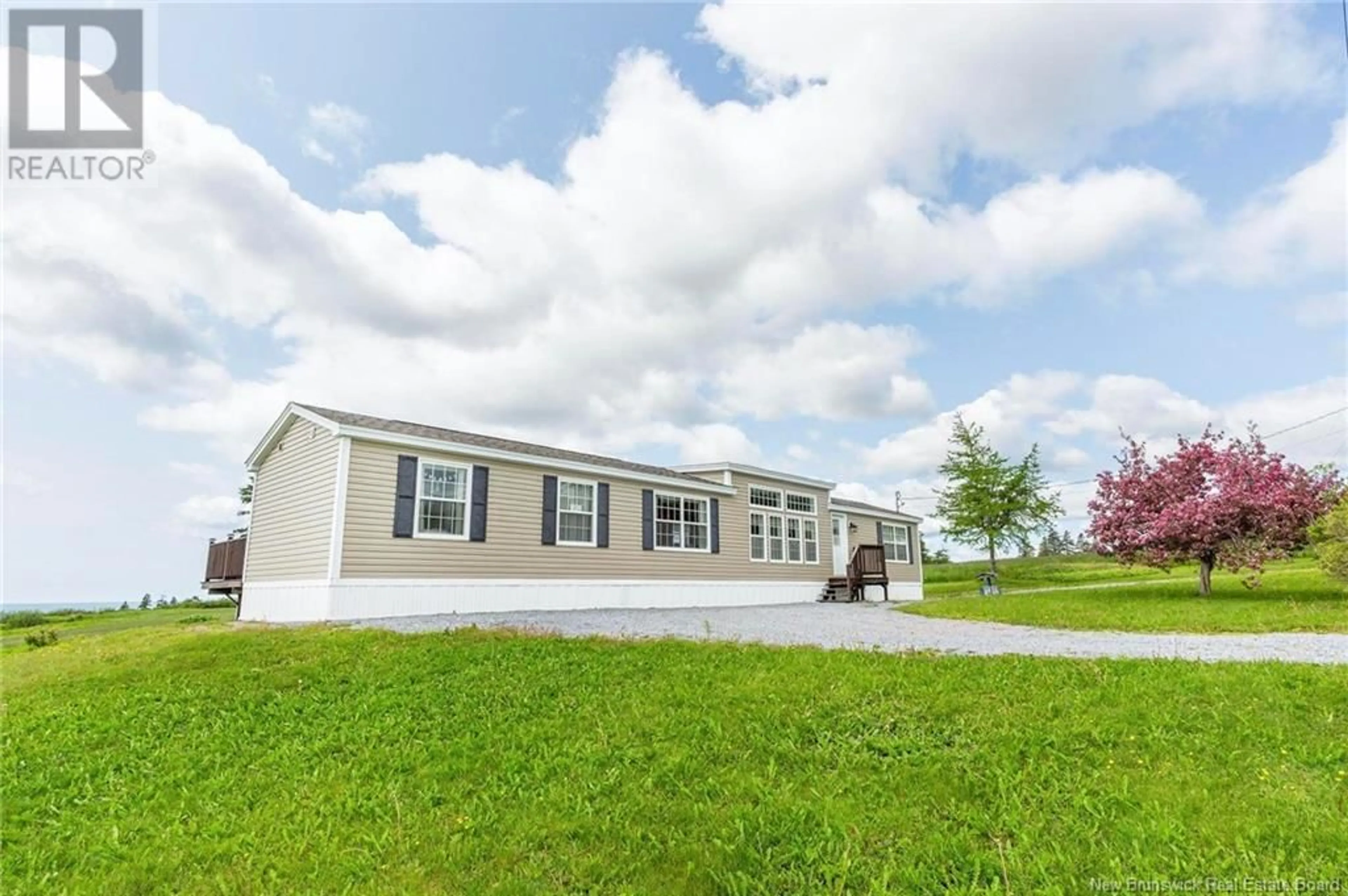 Home with vinyl exterior material, unknown for 1156 ROUTE 825, Black River New Brunswick E2S1Y7