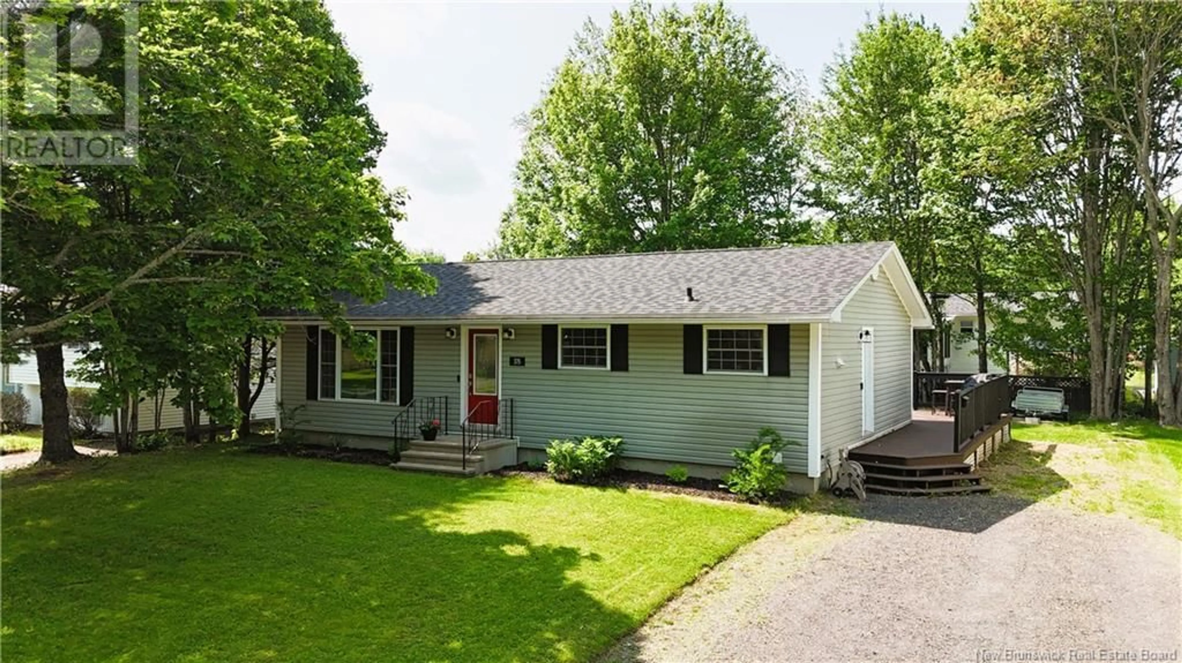 Home with vinyl exterior material, street for 375 MACPHERSON STREET, Fredericton New Brunswick E3A5H8