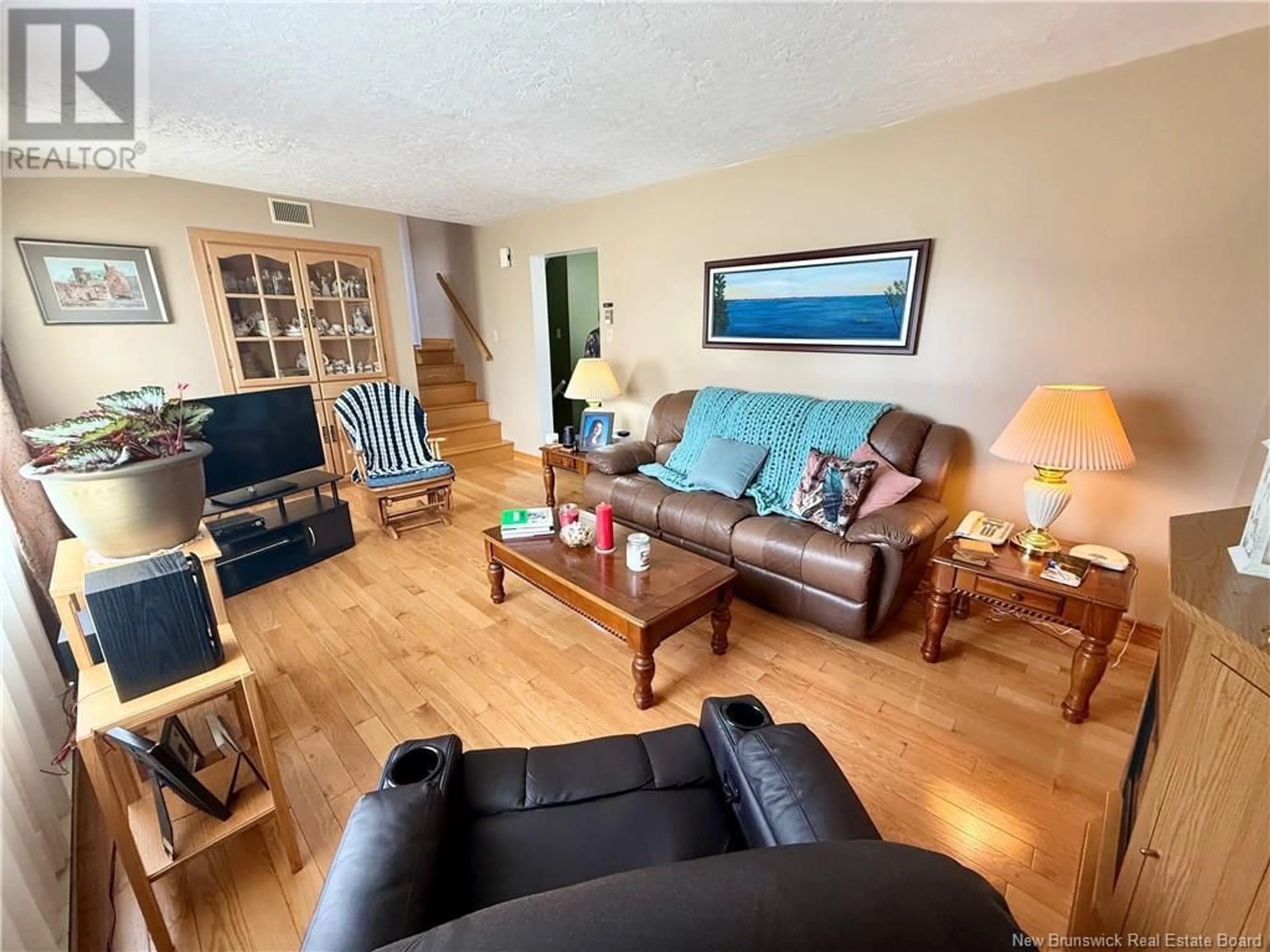 Living room with furniture, unknown for 860 DUNCAN COURT, Bathurst New Brunswick E2A2V4