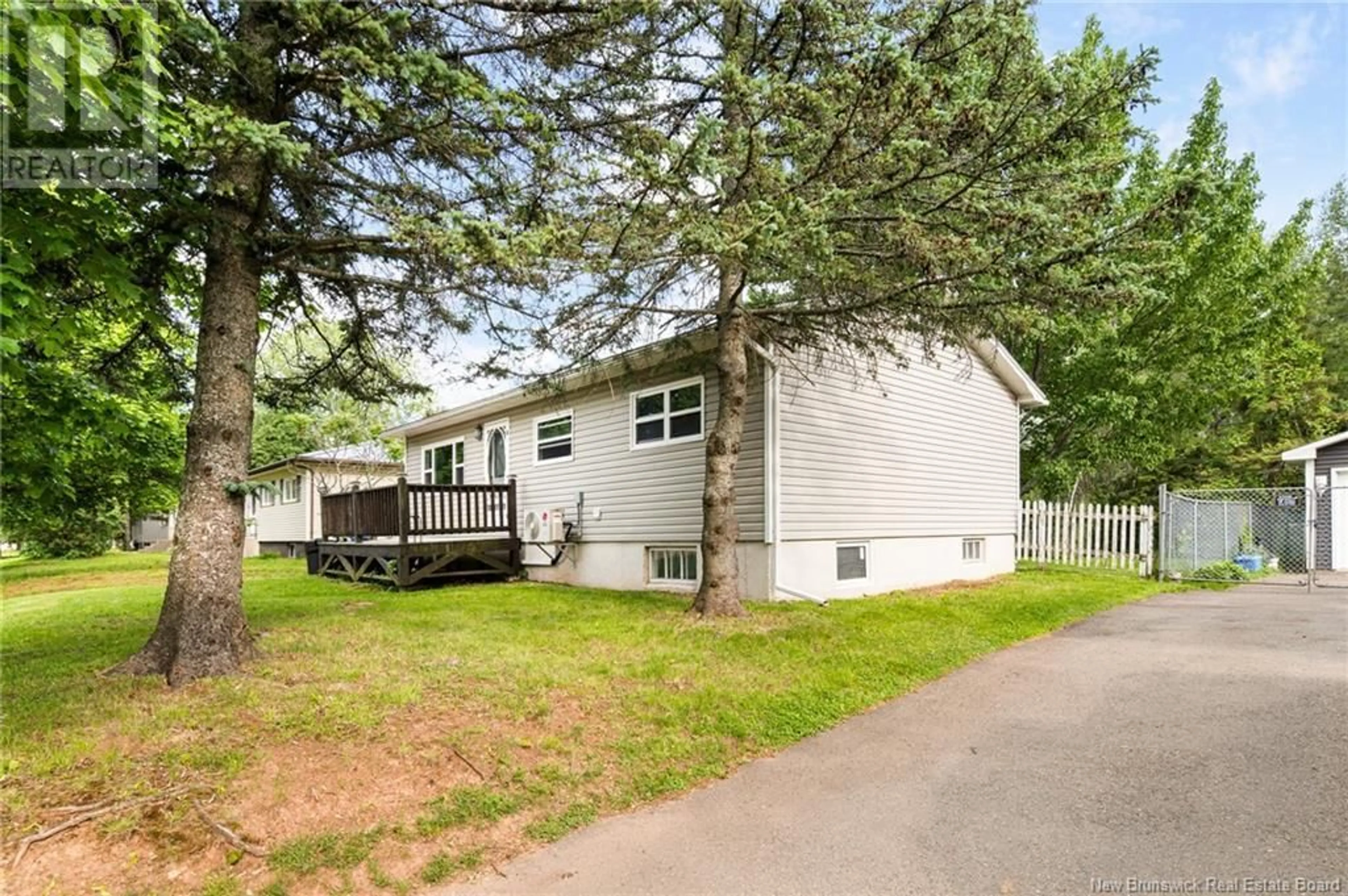 Home with vinyl exterior material, street for 271 WHITEPINE, Riverview New Brunswick E1B2X2
