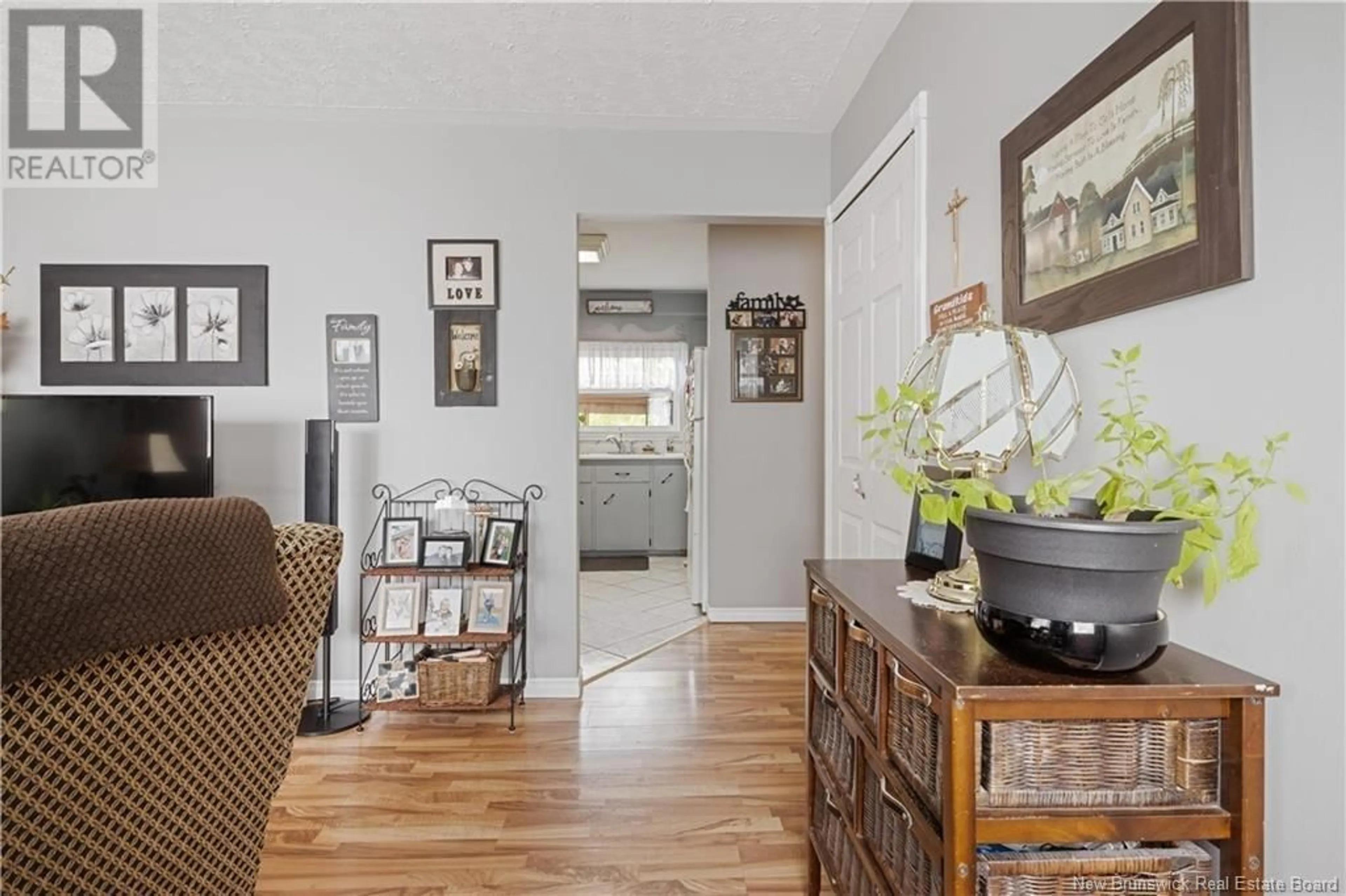 Indoor entryway for 271 WHITEPINE, Riverview New Brunswick E1B2X2