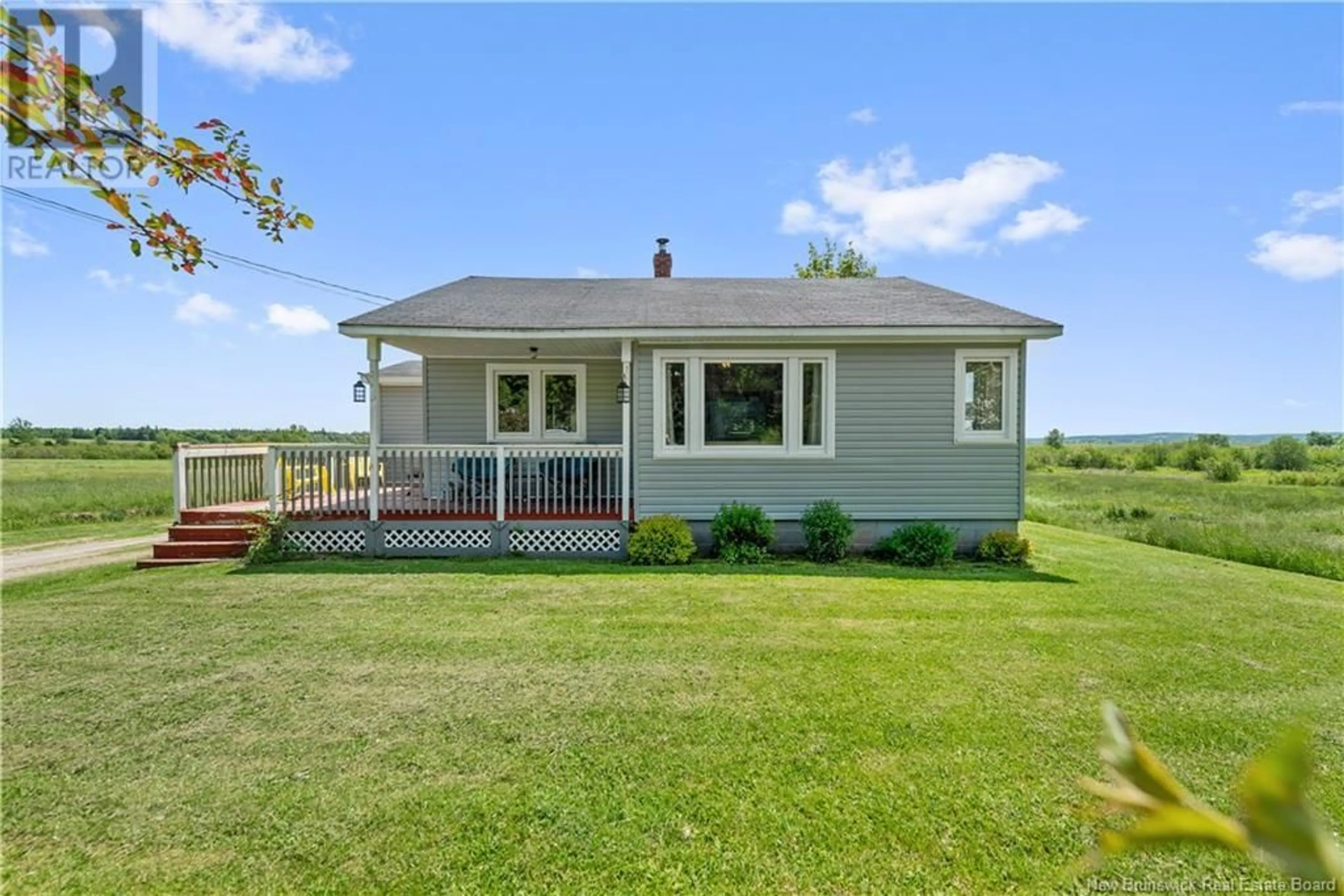 Home with vinyl exterior material, water/lake/river/ocean view for 5141 ROUTE 114, Shepody New Brunswick E4H4K6