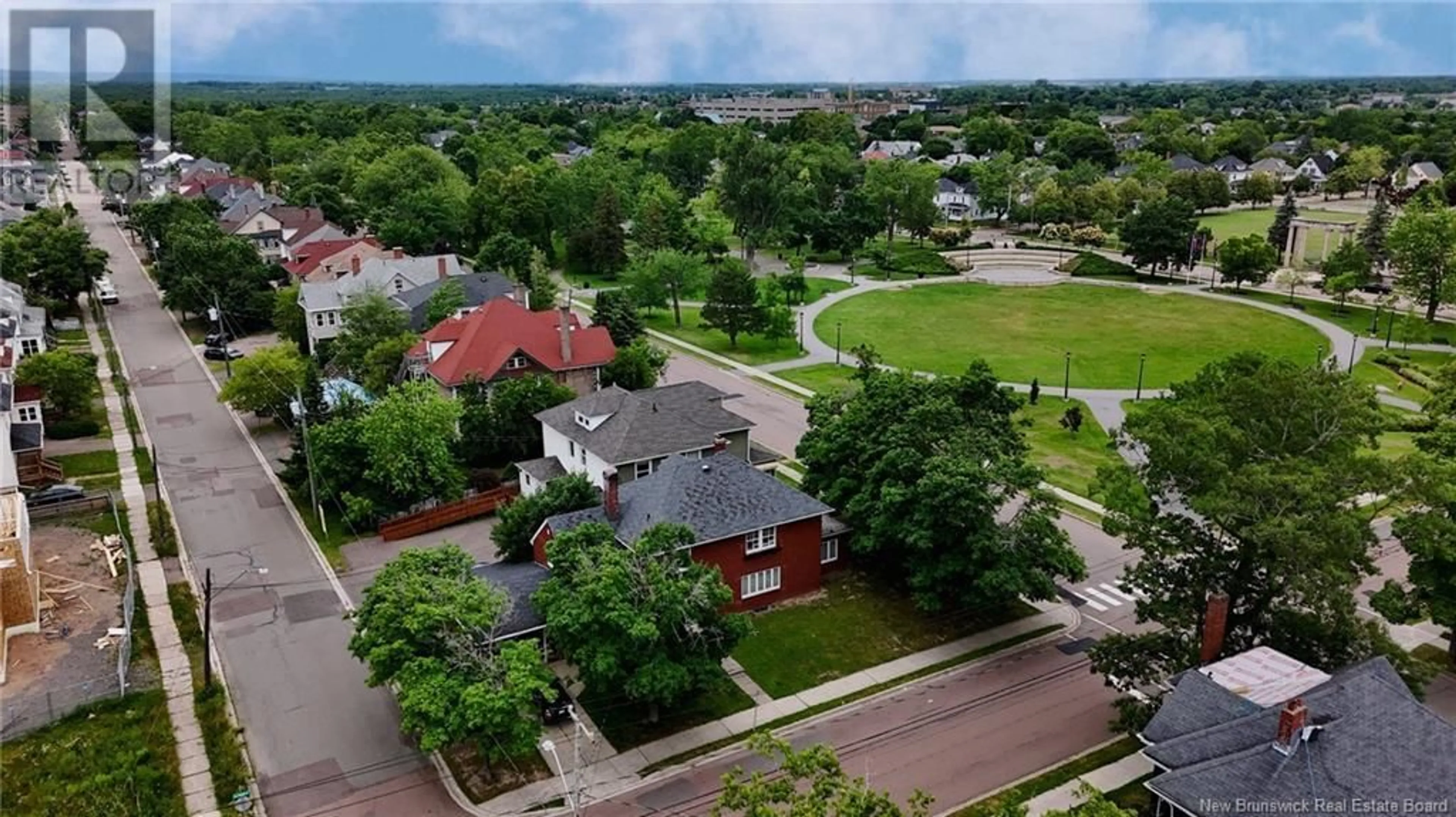 A pic from outside/outdoor area/front of a property/back of a property/a pic from drone, city buildings view from balcony for 195 PARK STREET, Moncton New Brunswick E1C2B7