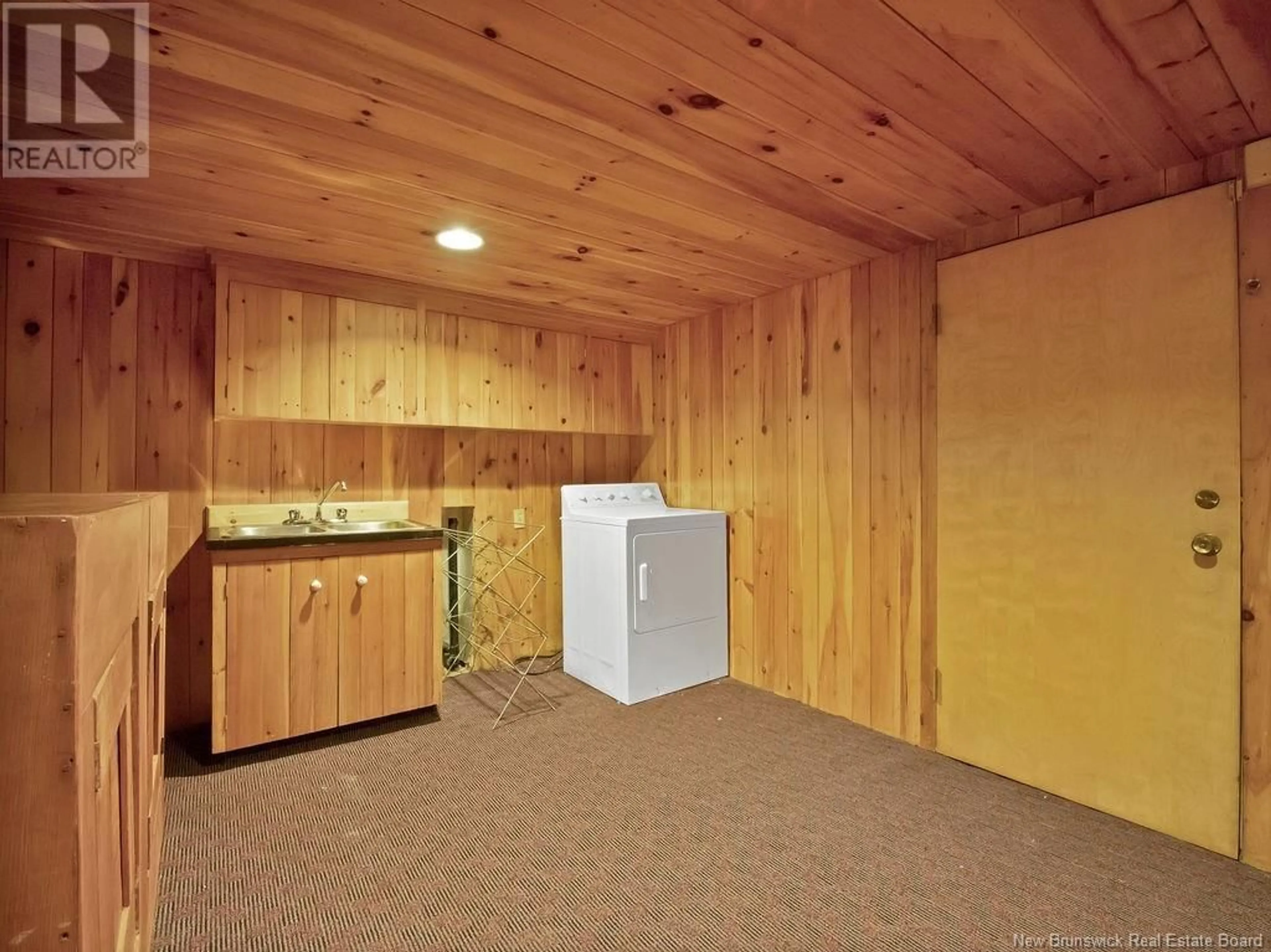A pic of a room for 195 PARK STREET, Moncton New Brunswick E1C2B7