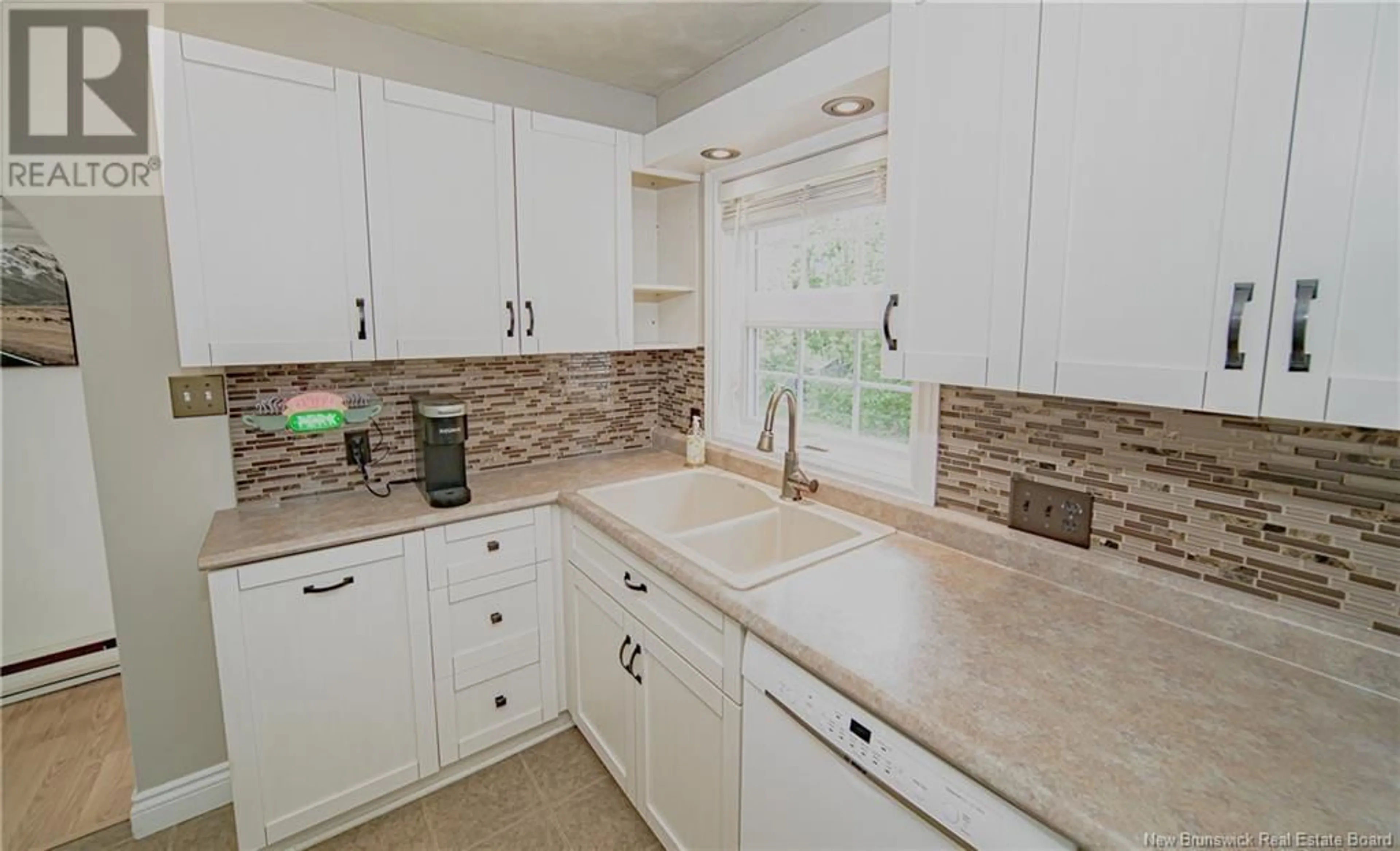 Standard kitchen, ceramic/tile floor for 48 BARKER STREET, Oromocto New Brunswick E2V2K9